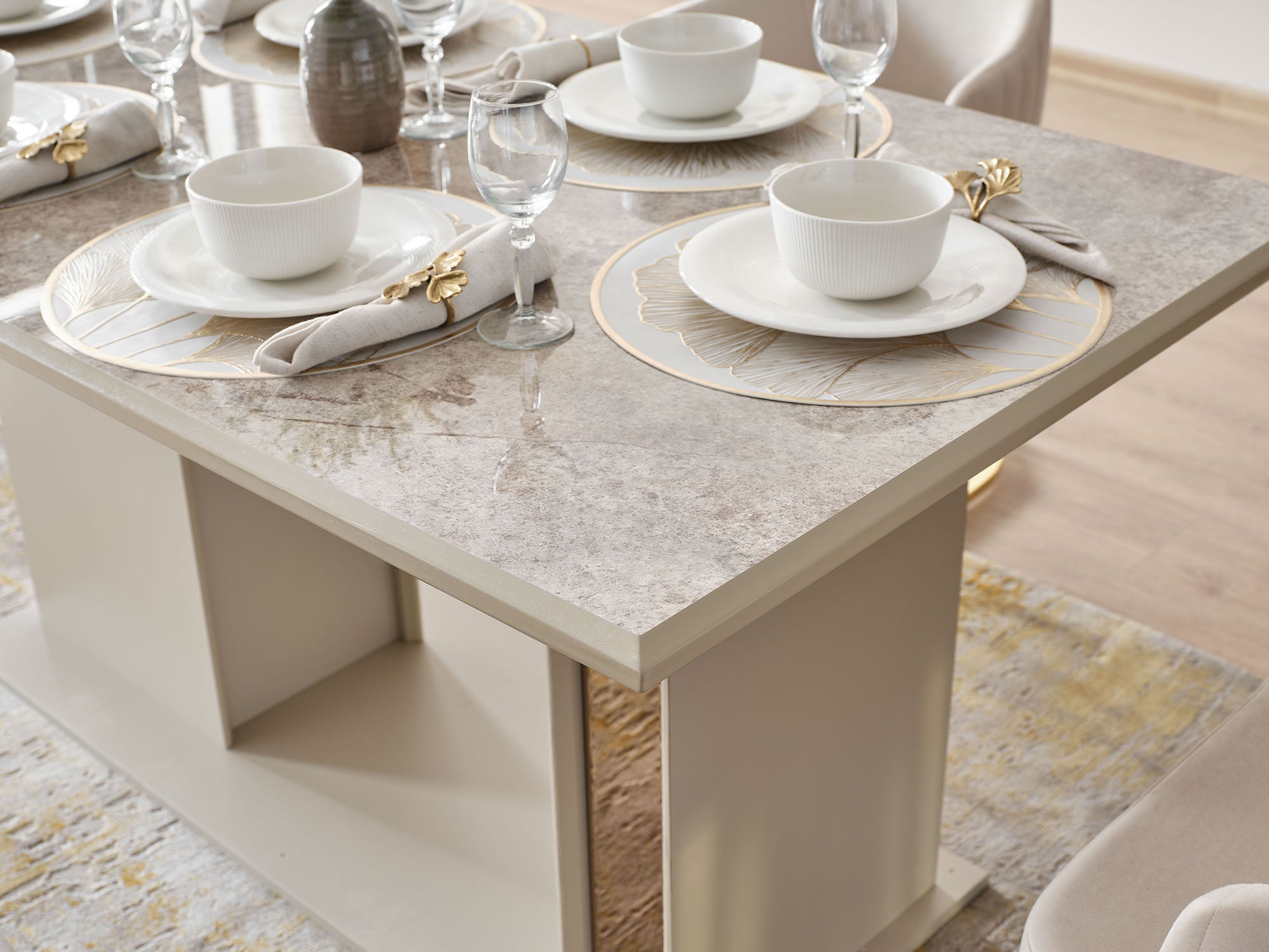 Antik Diningroom (Consol With Mirror & Dining Table & 6 Dining Chair)