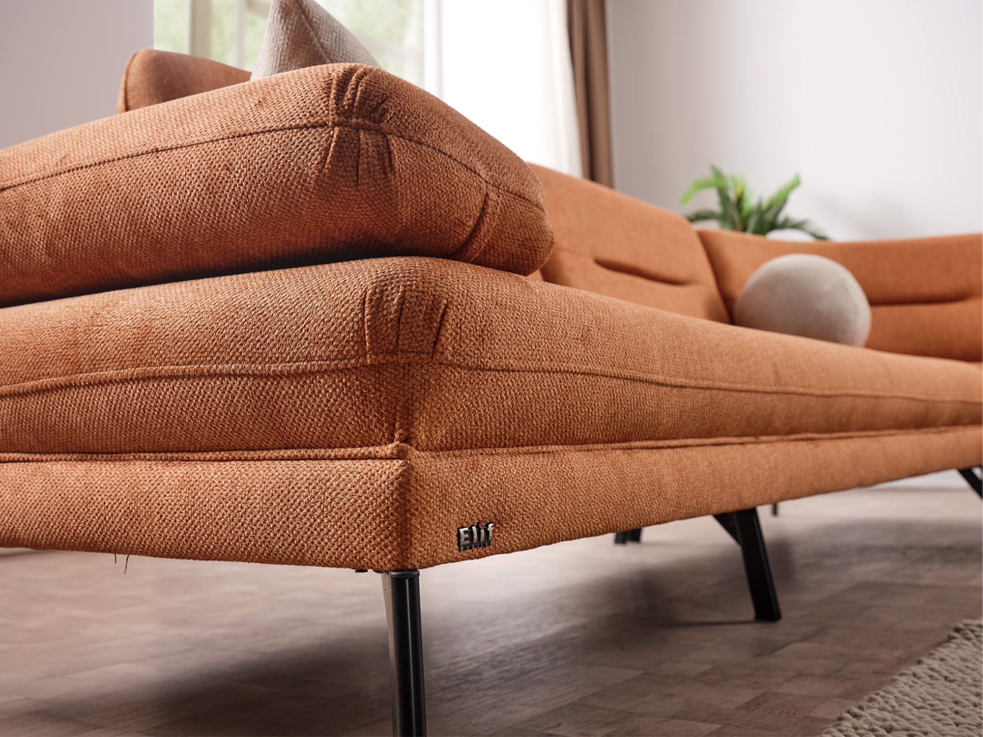 Bonita Sectional Sofa