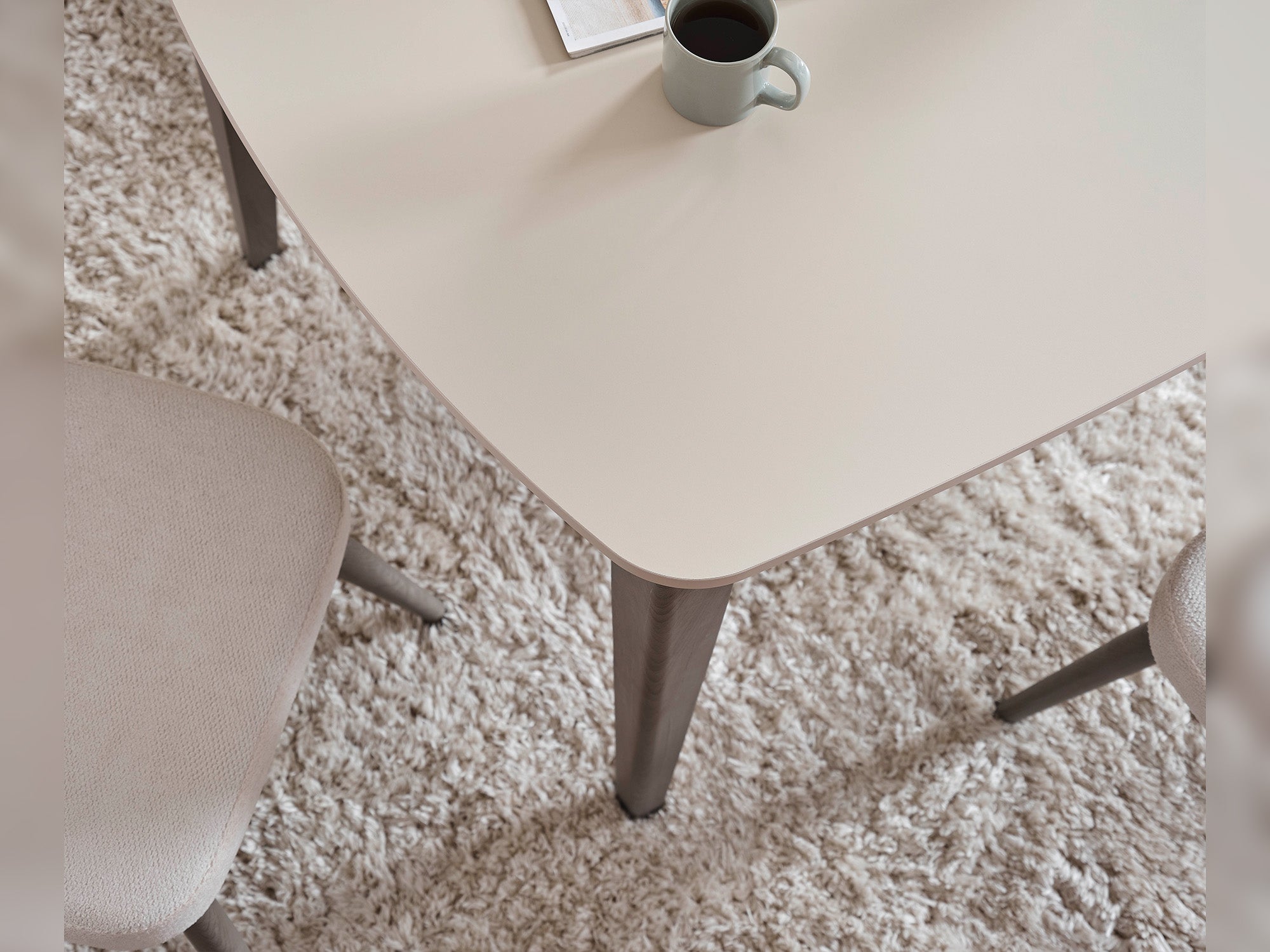 Carmen Diningroom (Consol With Mirror & Dining Table & 6 Dining Chair)