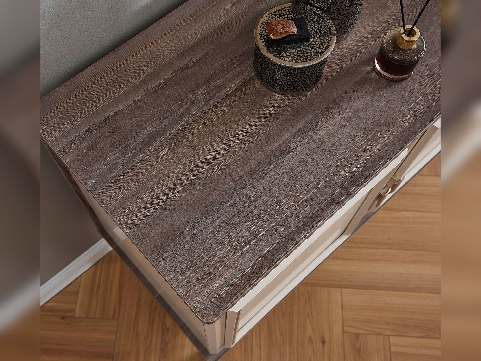 Carmen Diningroom (Consol With Mirror & Dining Table & 6 Dining Chair)