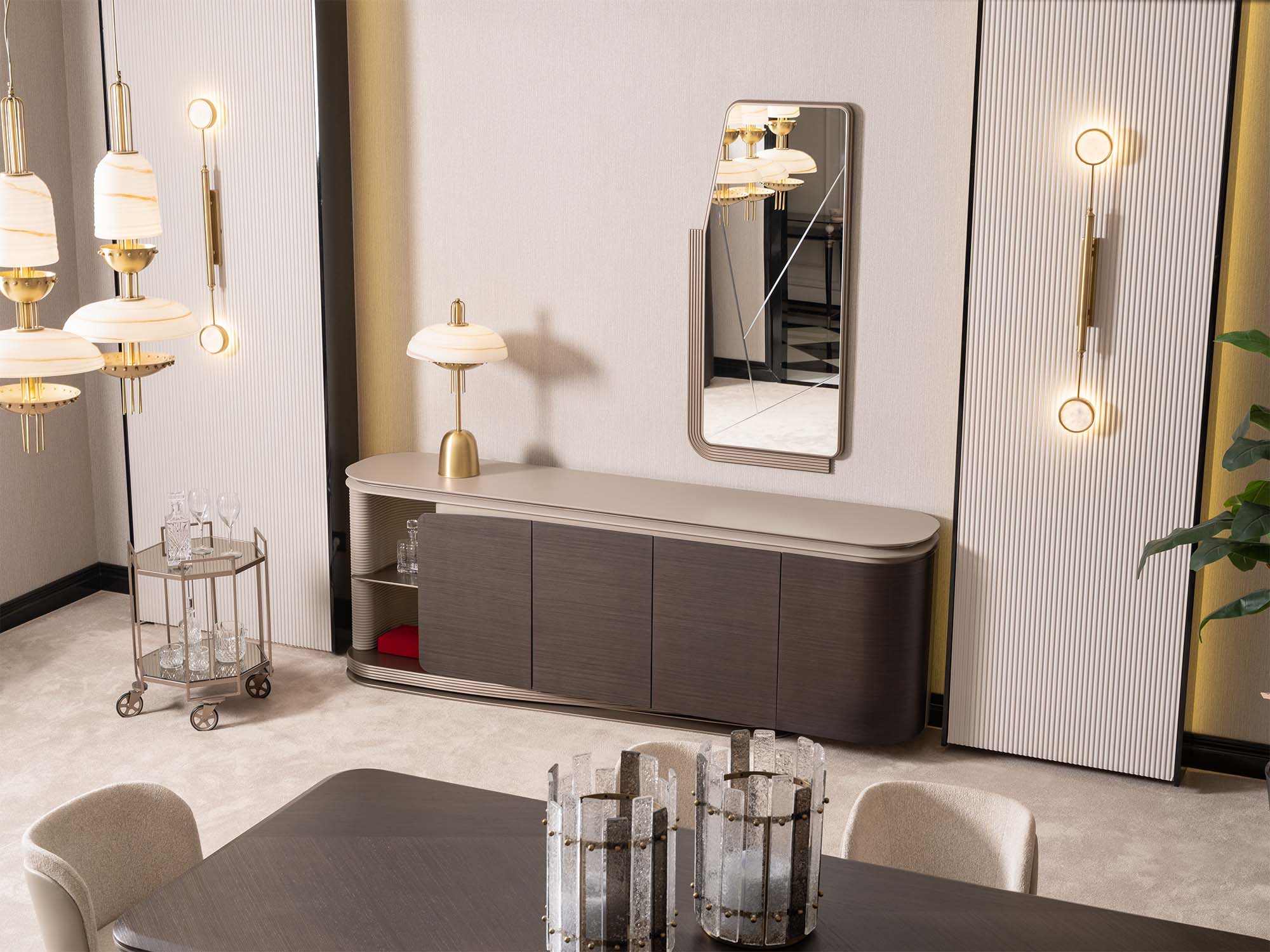 Corte Consol With Mirror