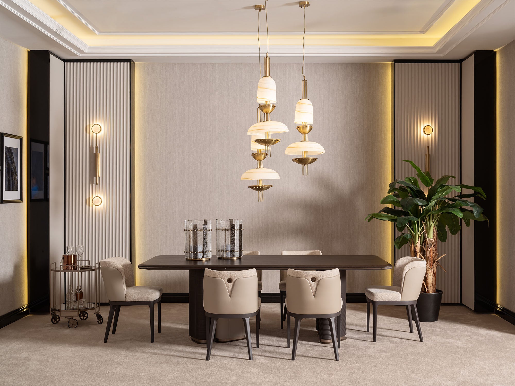 Corte Dining Table