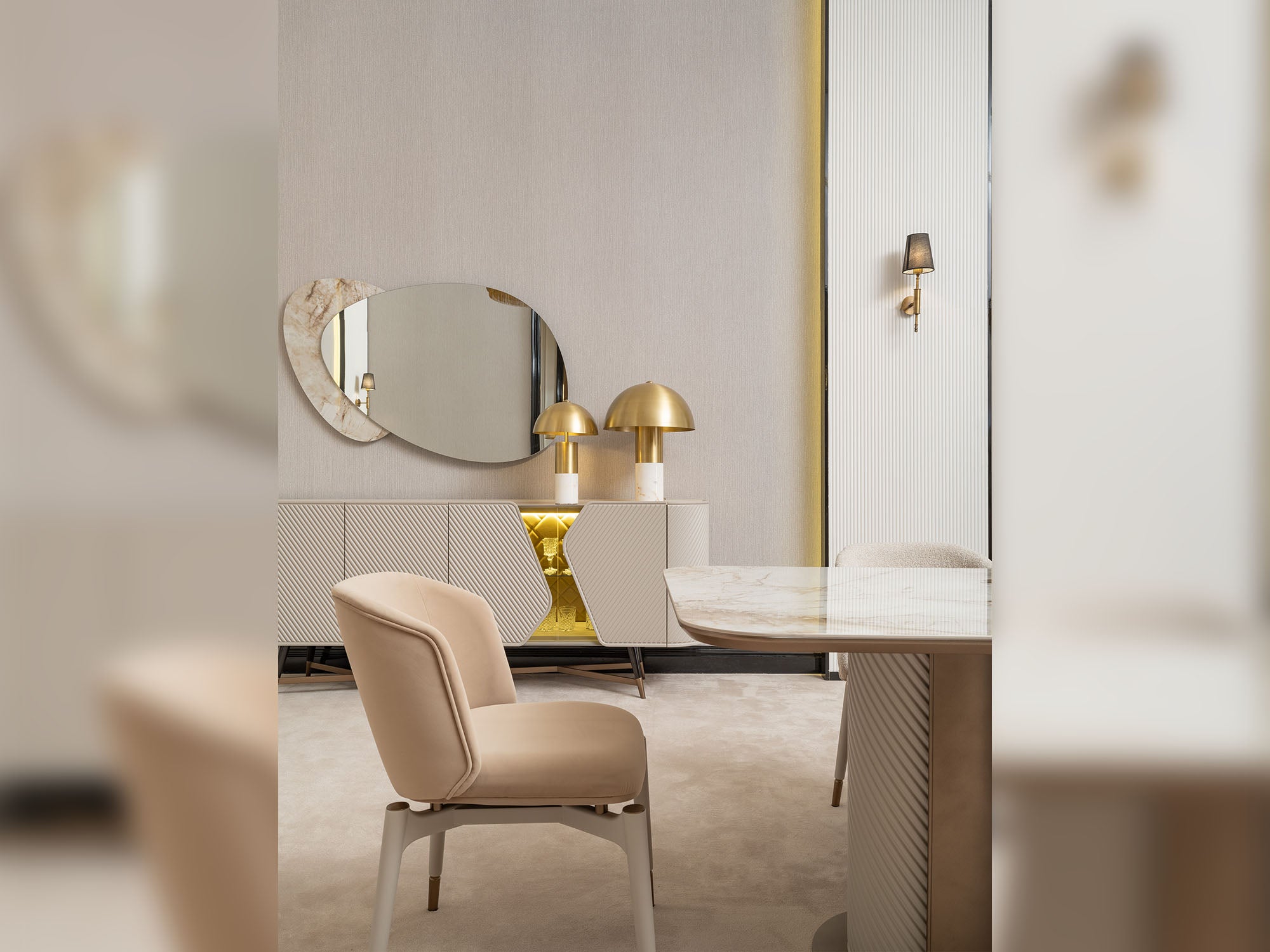 Essenza Diningroom (Consol With Mirror & Dining Table & 6 Dining Chair)