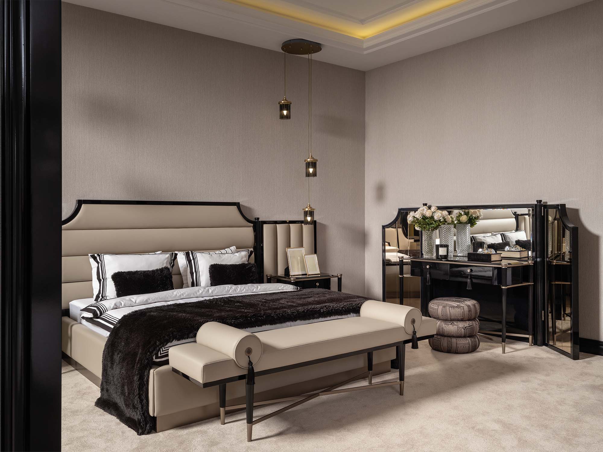 Istanbul Bedroom (Queen Frame With Headboard & Dresser With Mirror & Ottoman & 2 Nightstand & Bench)