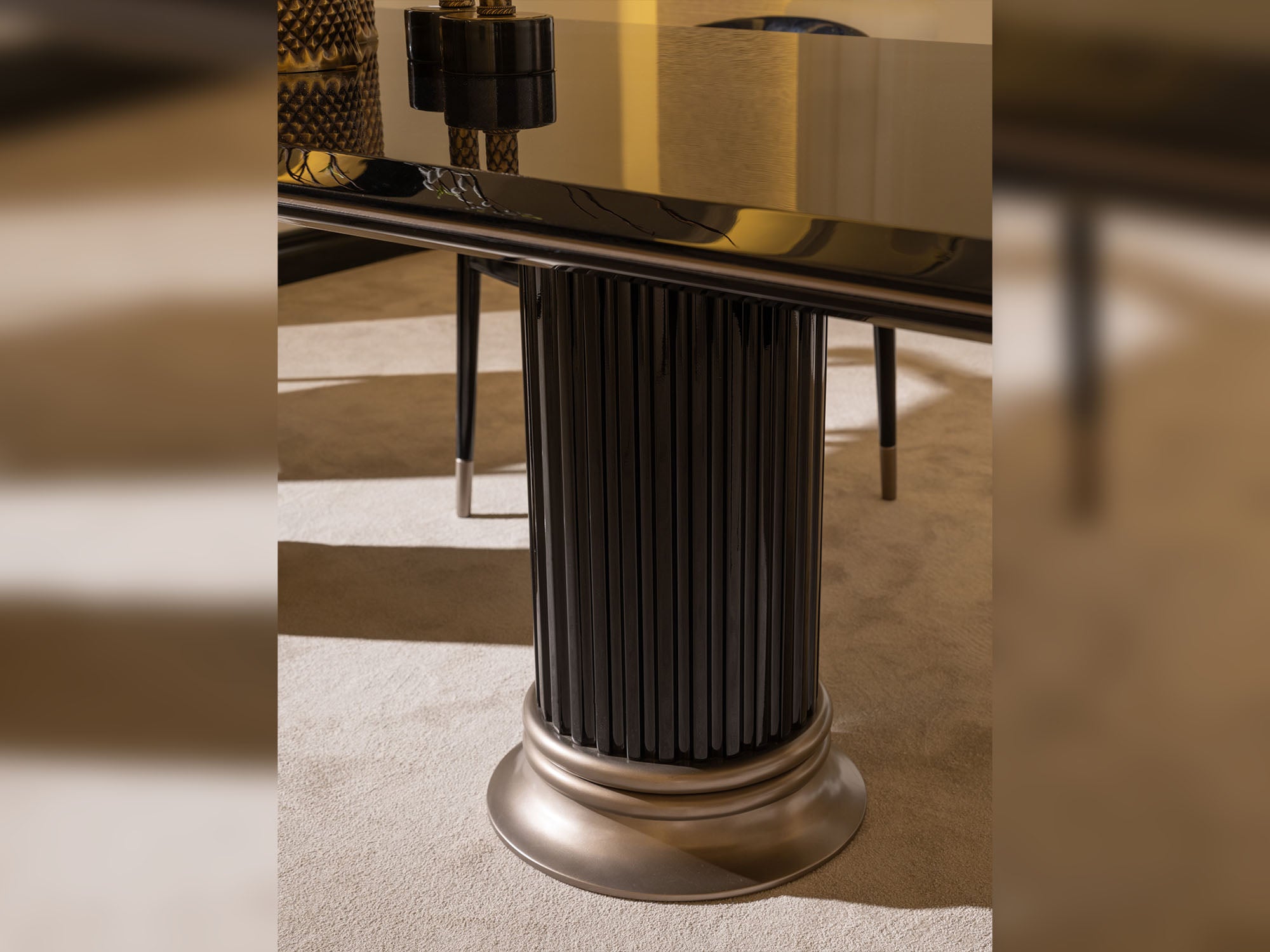 Istanbul Dining Table