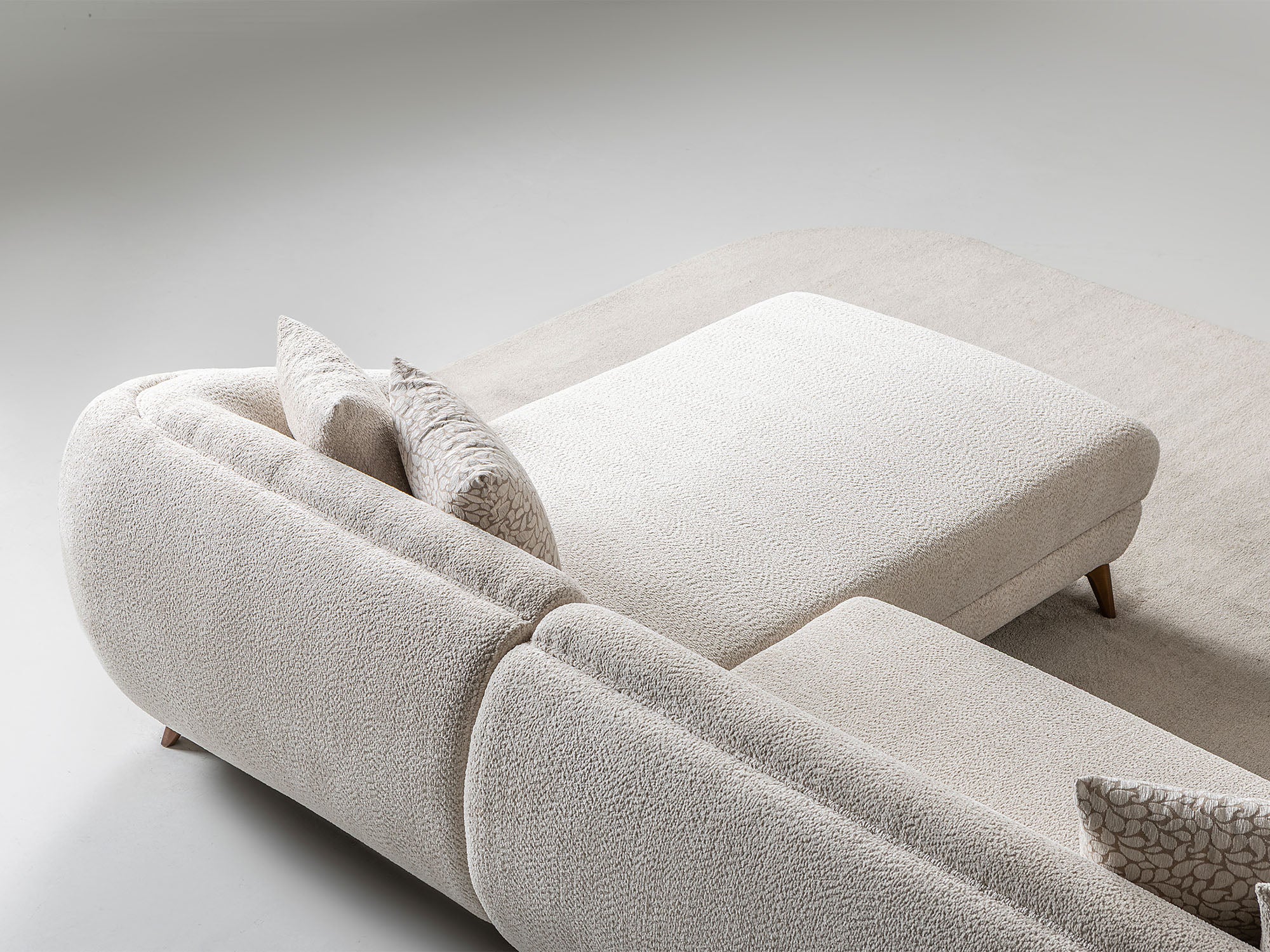 Jesse Sectional Sofa