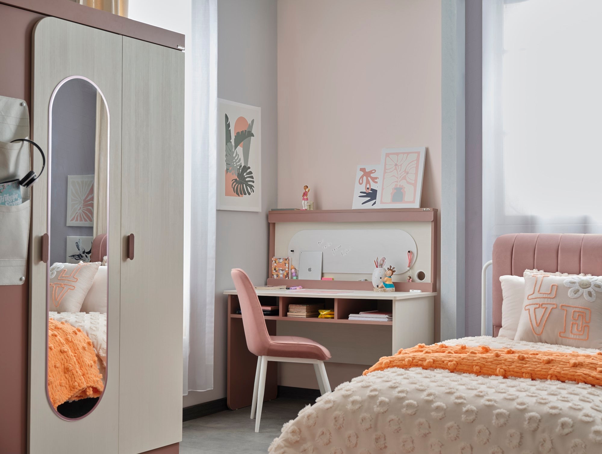Linda Kids Room Set (Twin Bed & Study Desk & Nightstand)