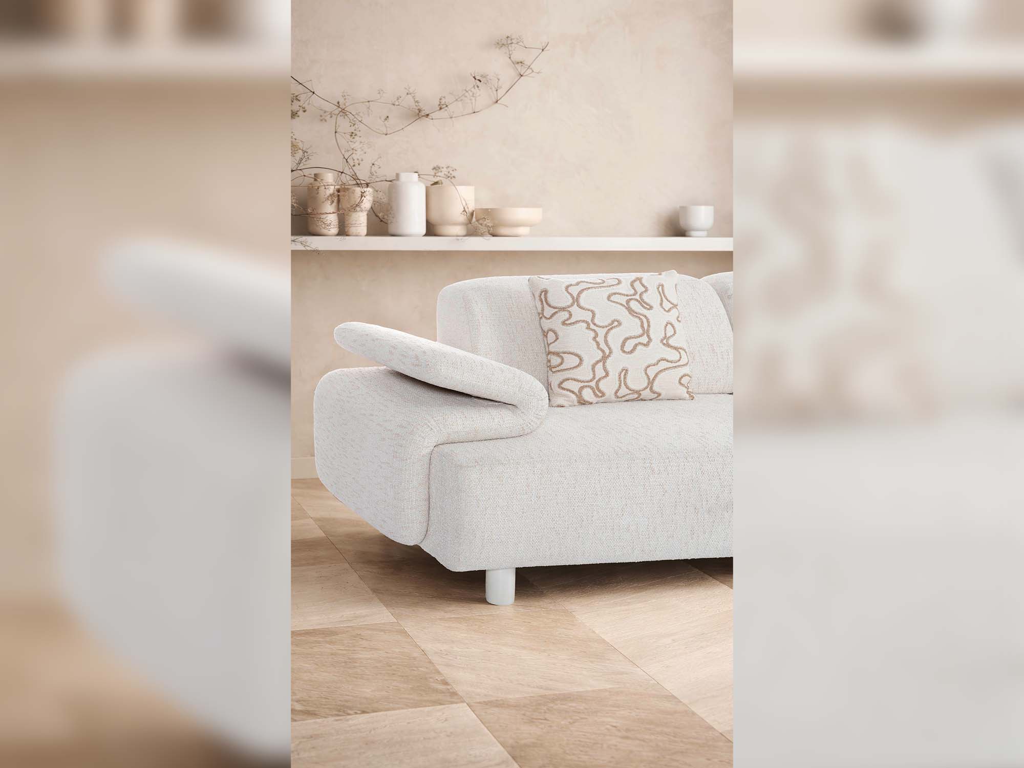 Luma 4-pieces (Sofa & Module Sofa & 2 Chair) Livingroom