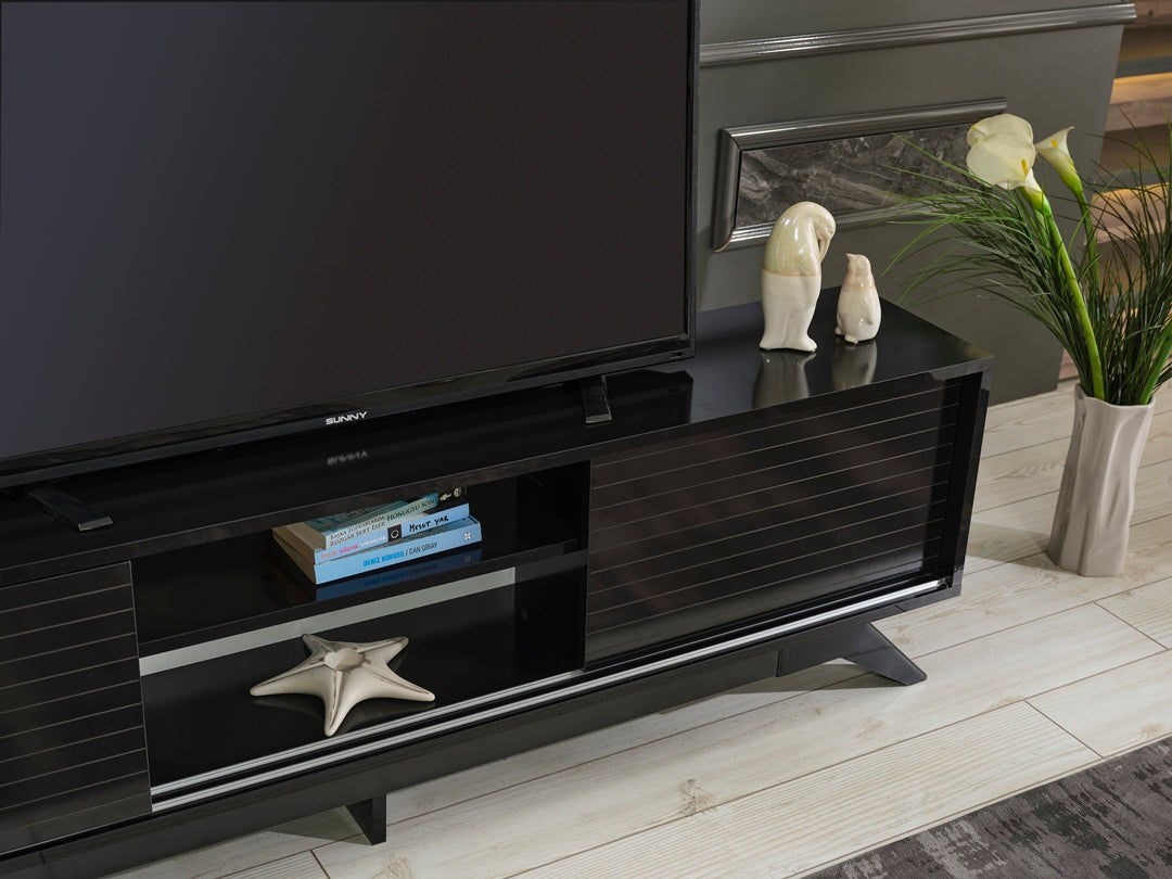 Luxia Tv Stand