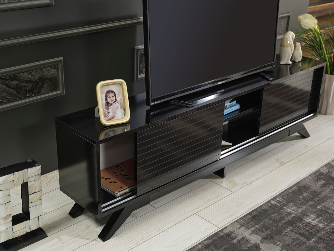 Luxia Tv Stand