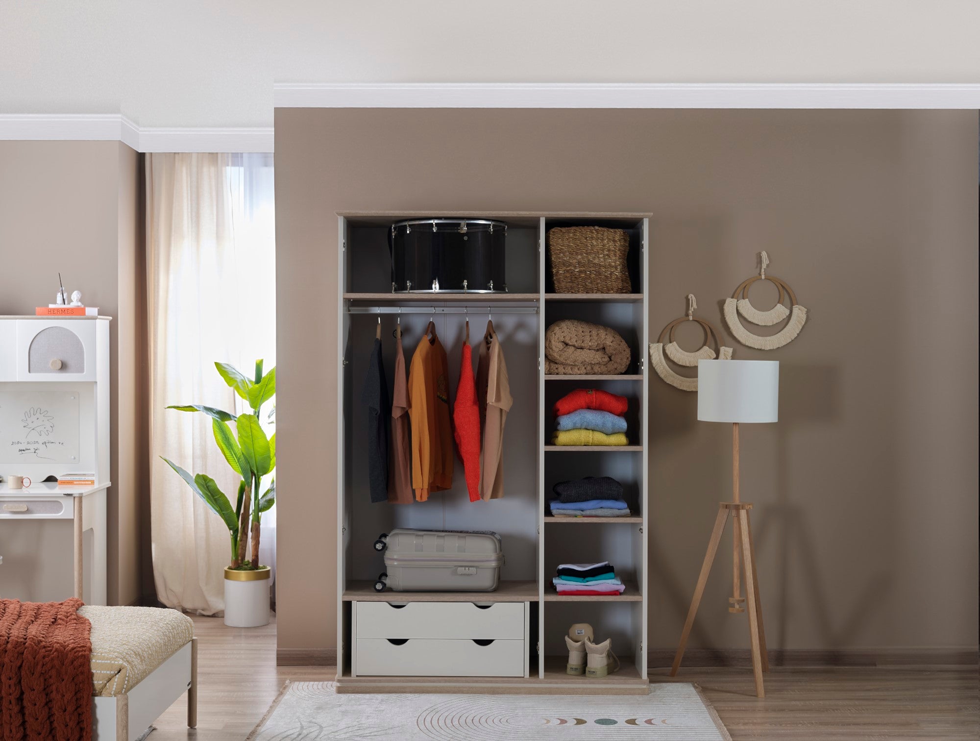 Mosso 3 Door Wardrobe