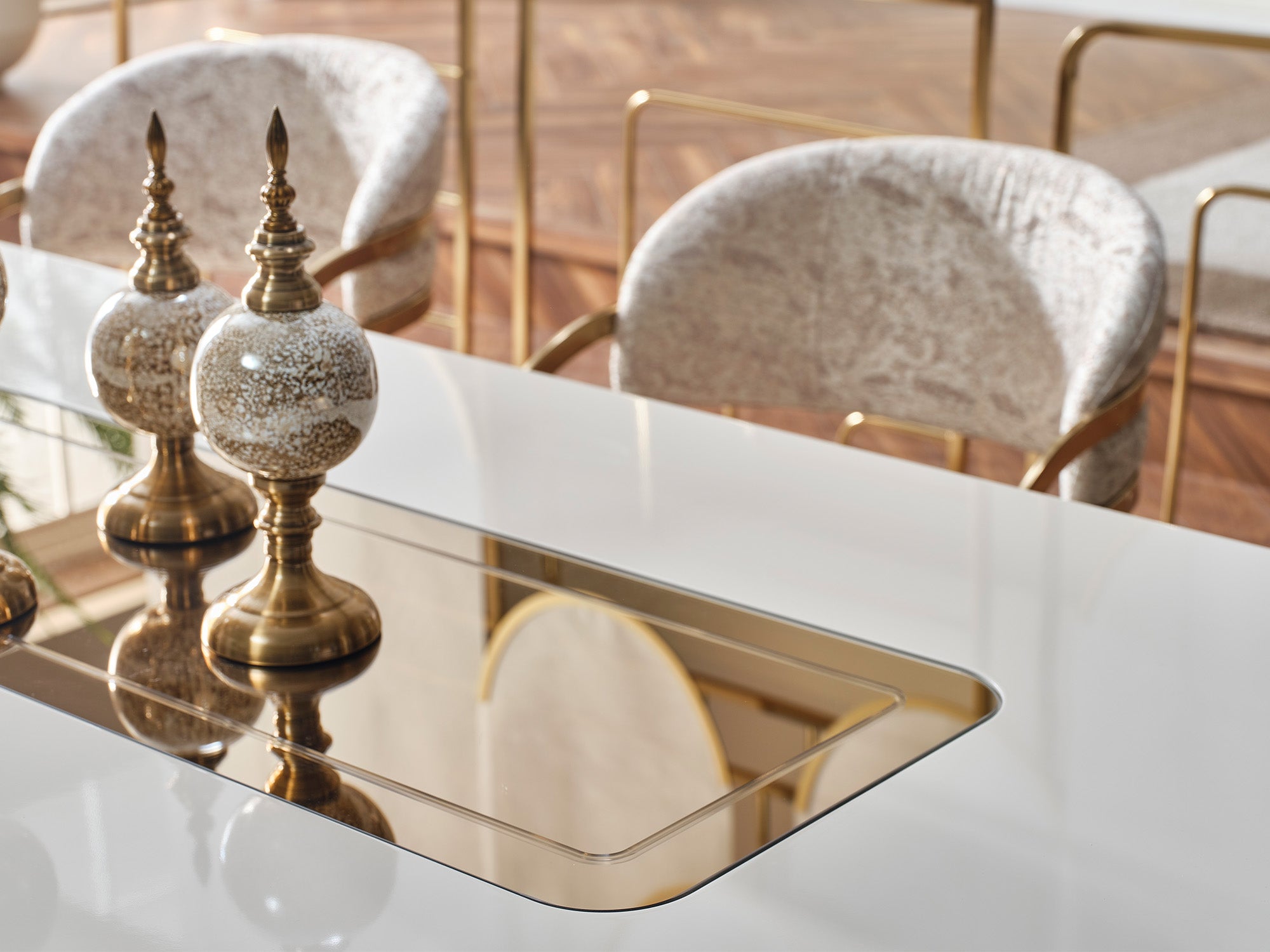 Monza Dining Table