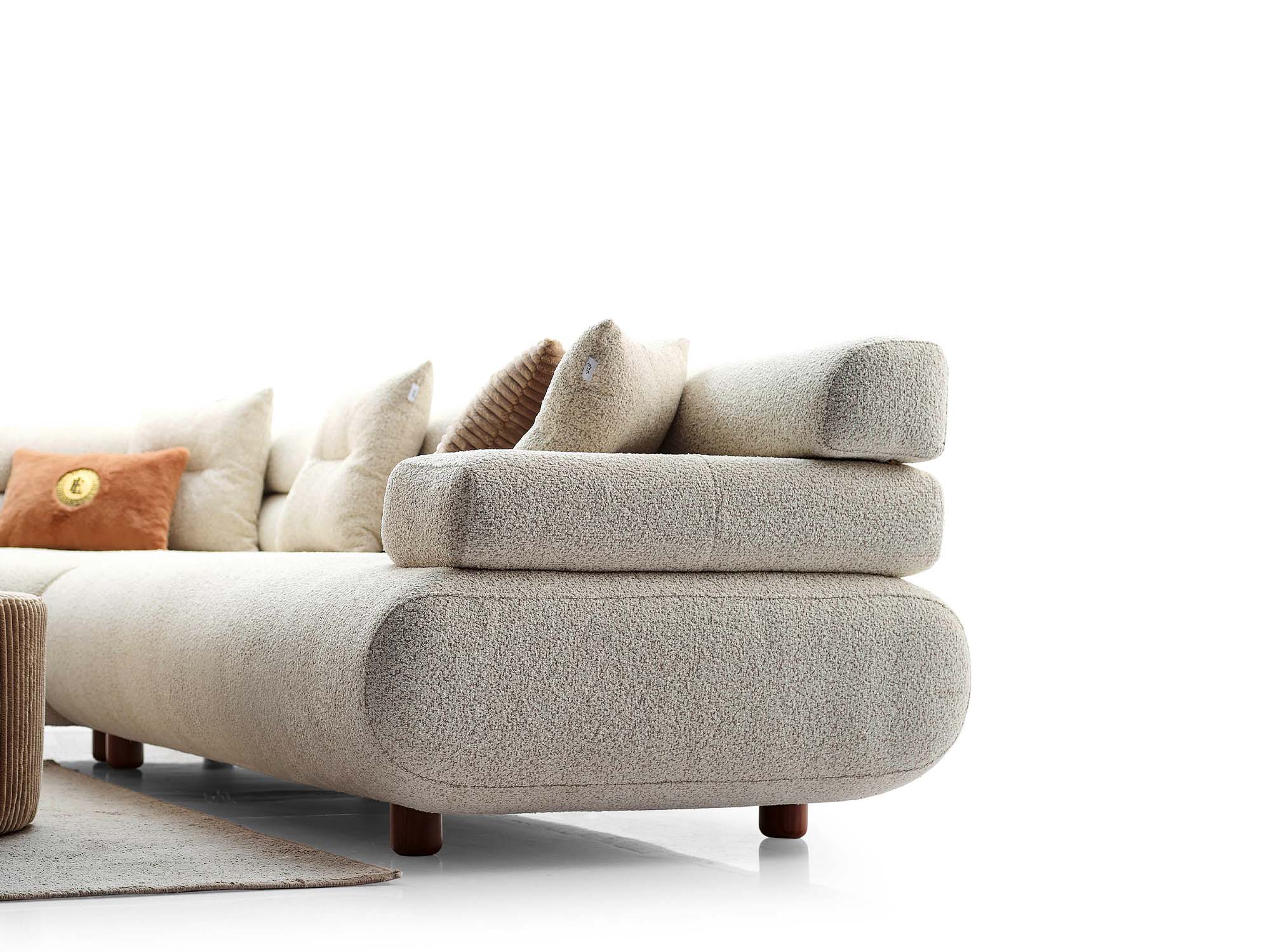 Perlasee Sectional Sofa