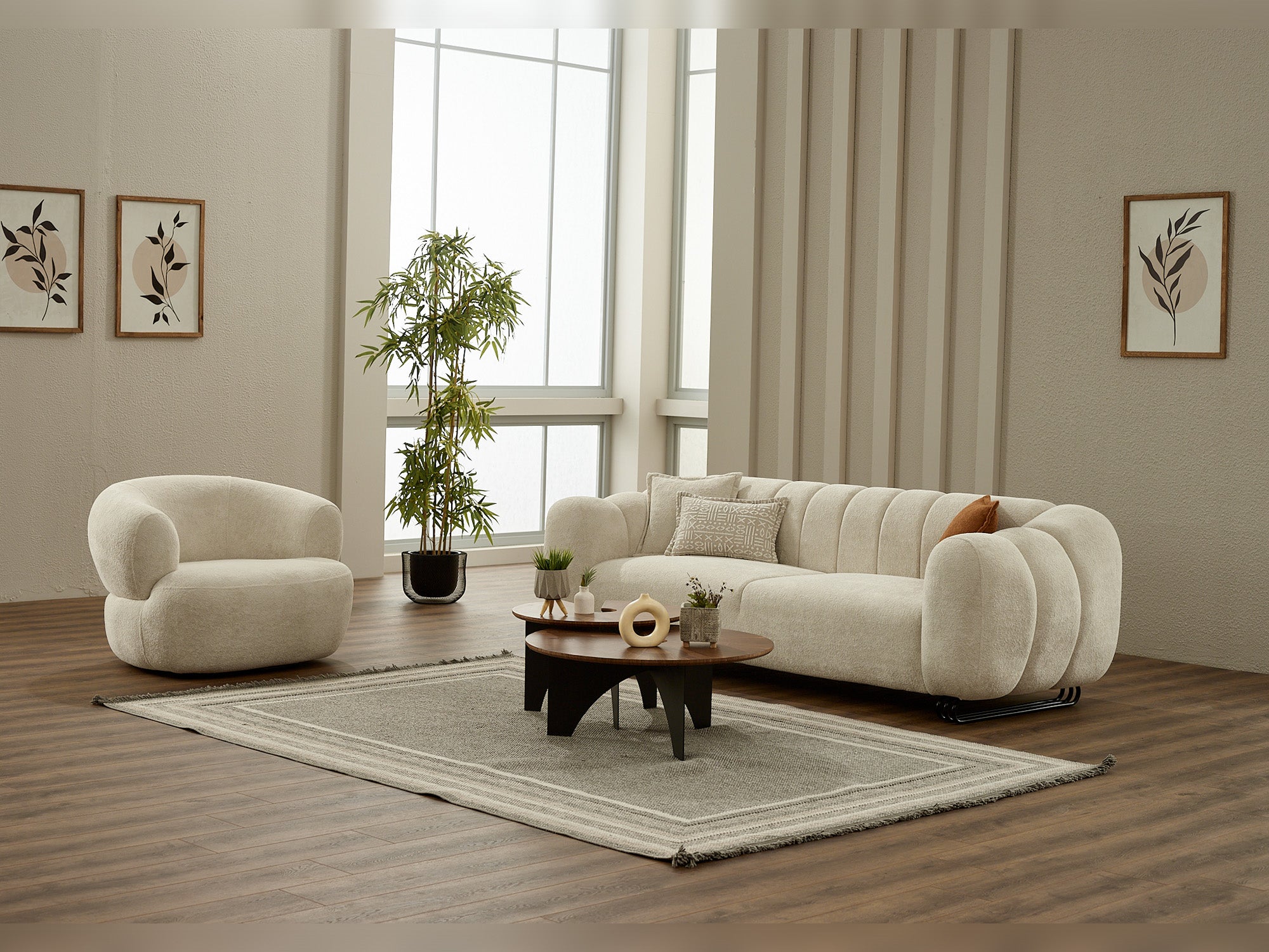 Puffy Swivel Chair