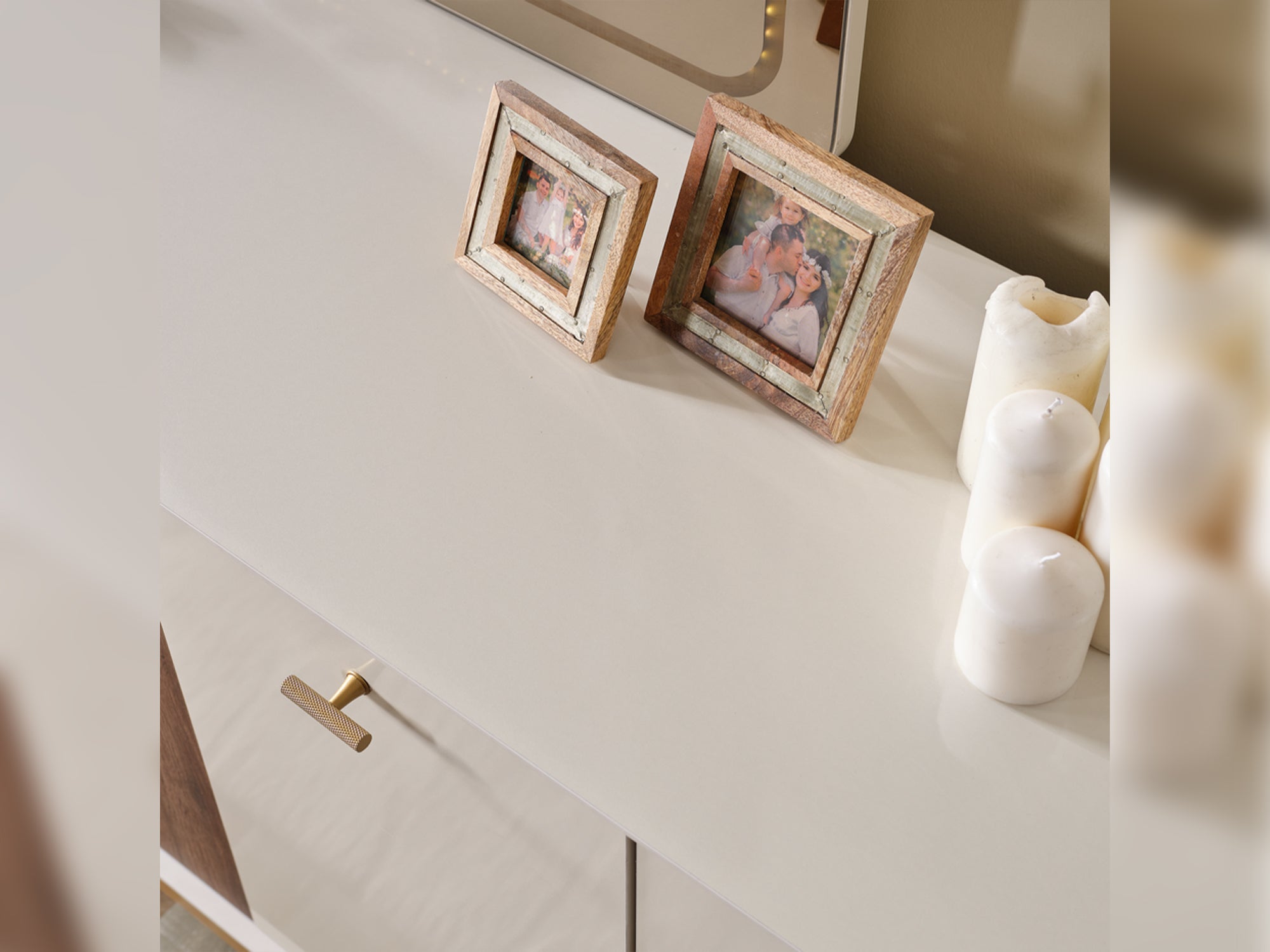 Sidney Diningroom (Consol With Mirror & Dining Table & 6 Dining Chair)