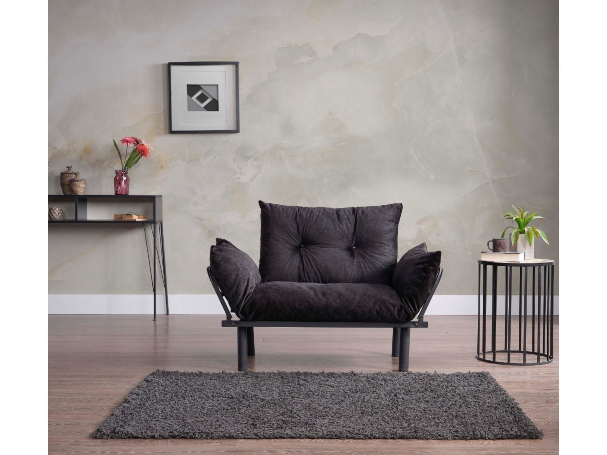 Sona Loveseat