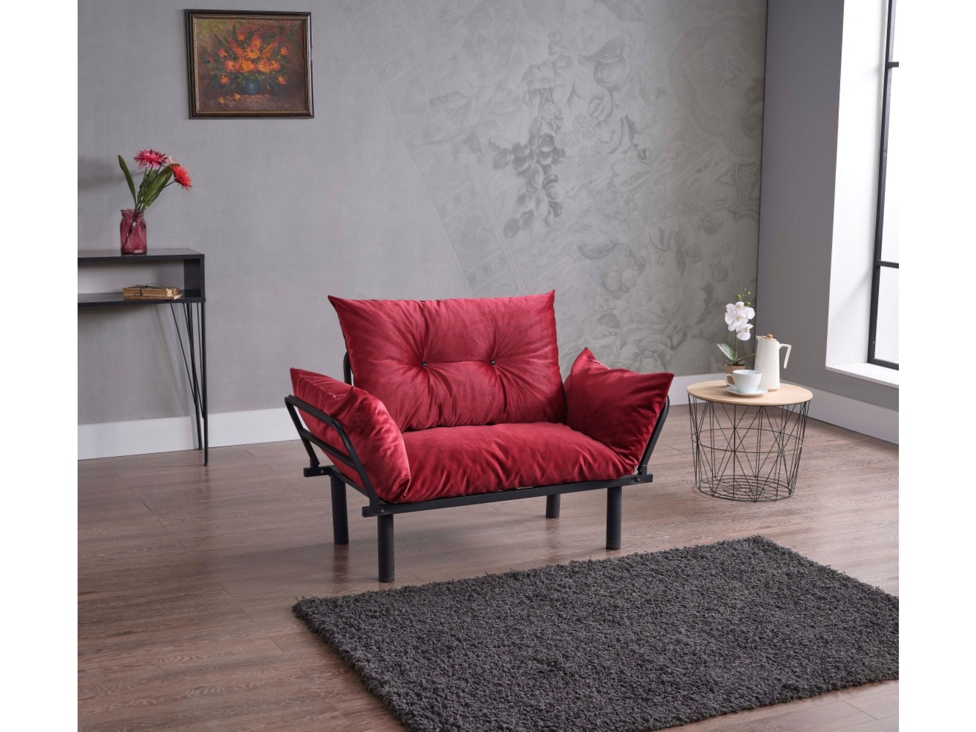 Sona Loveseat