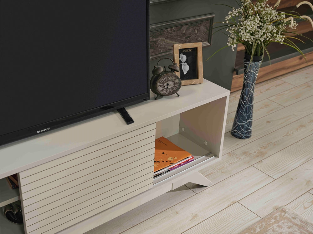 Luxia Tv Stand