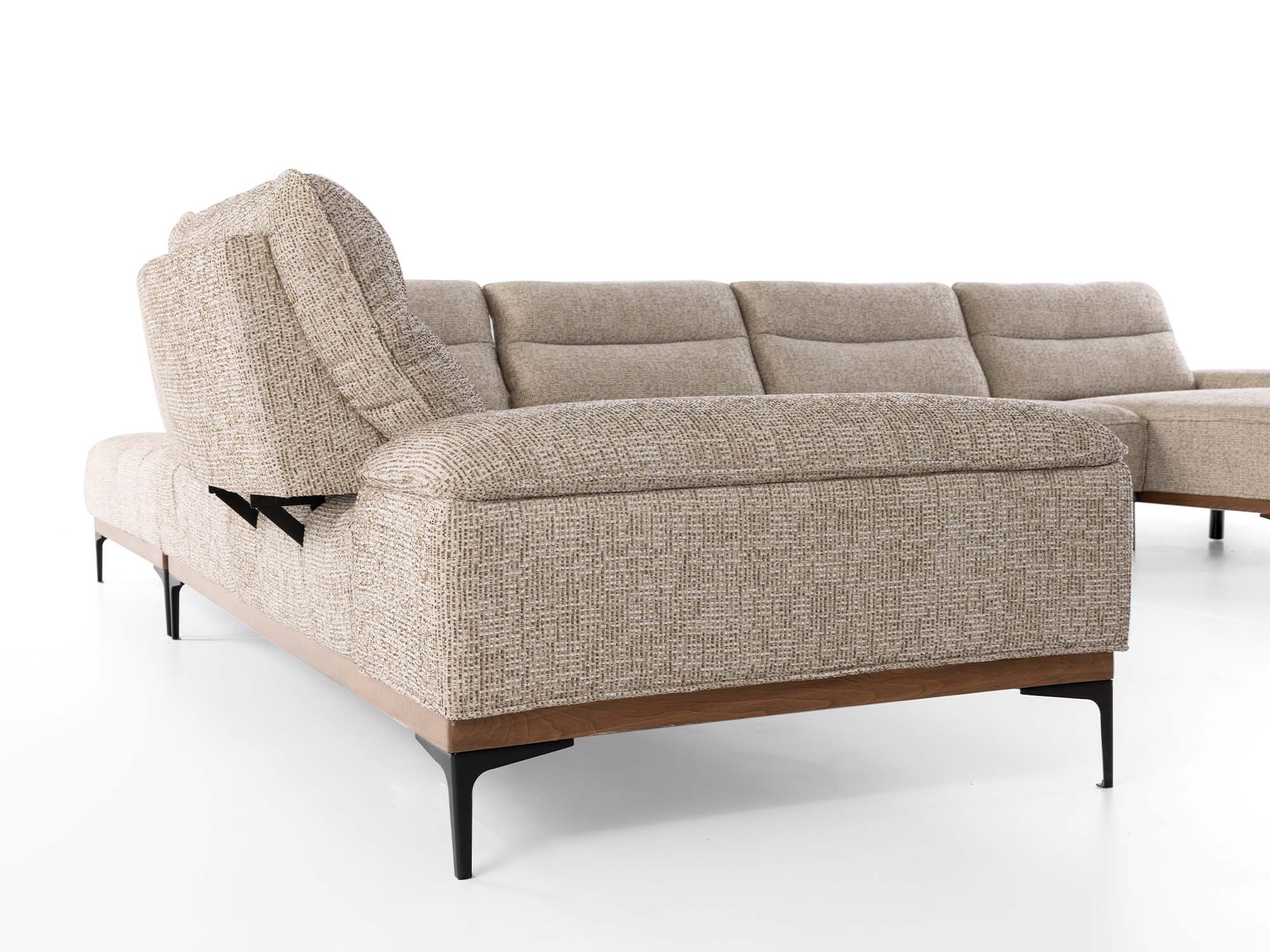 Aref Sectional Sofa