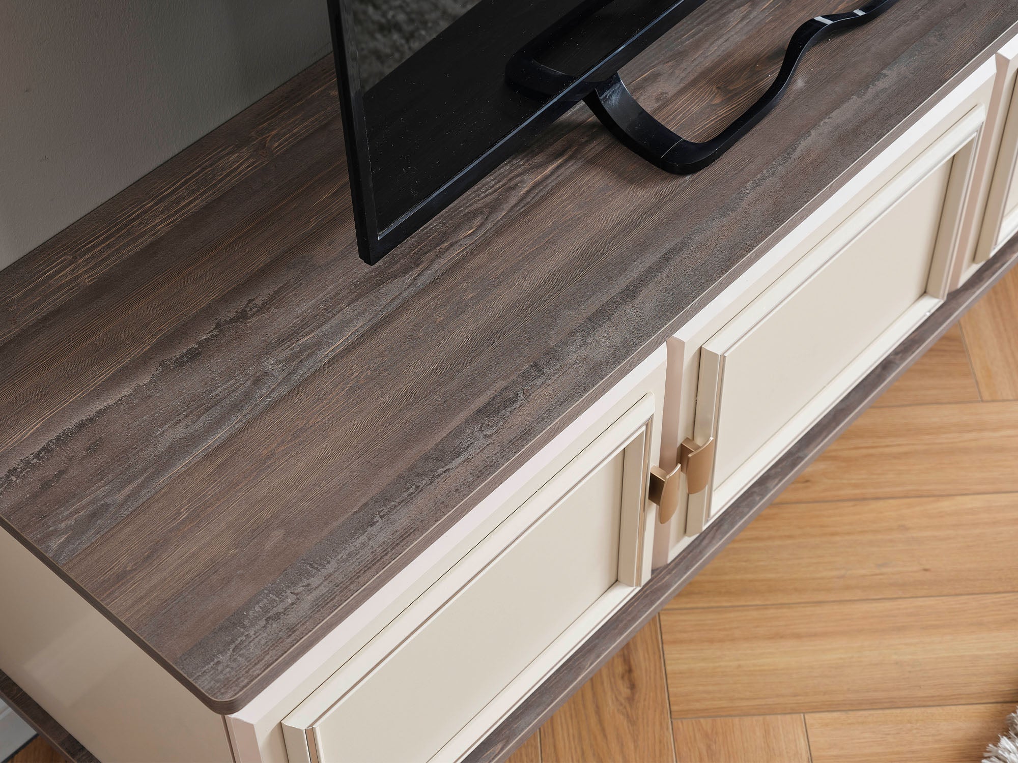 Carmen Tv Stand