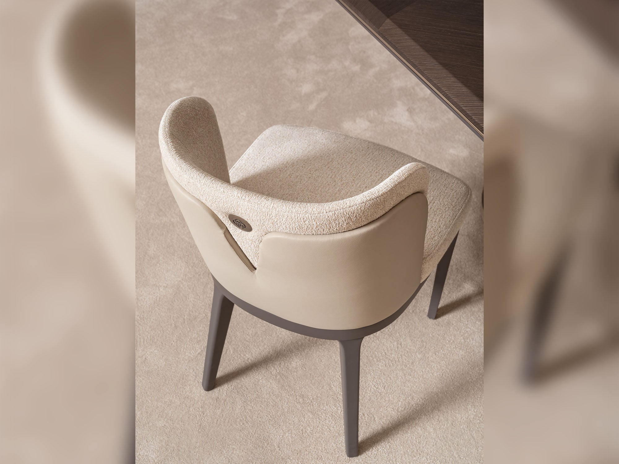 Corte Diningroom (Consol With Mirror & Dining Table & 6 Dining Chair) (Copy)