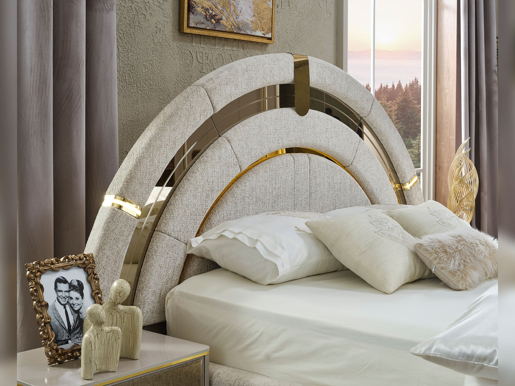 Delux Bedroom (Queen Frame With Headboard & Dresser With Mirror & Ottoman & 2 Nightstand)