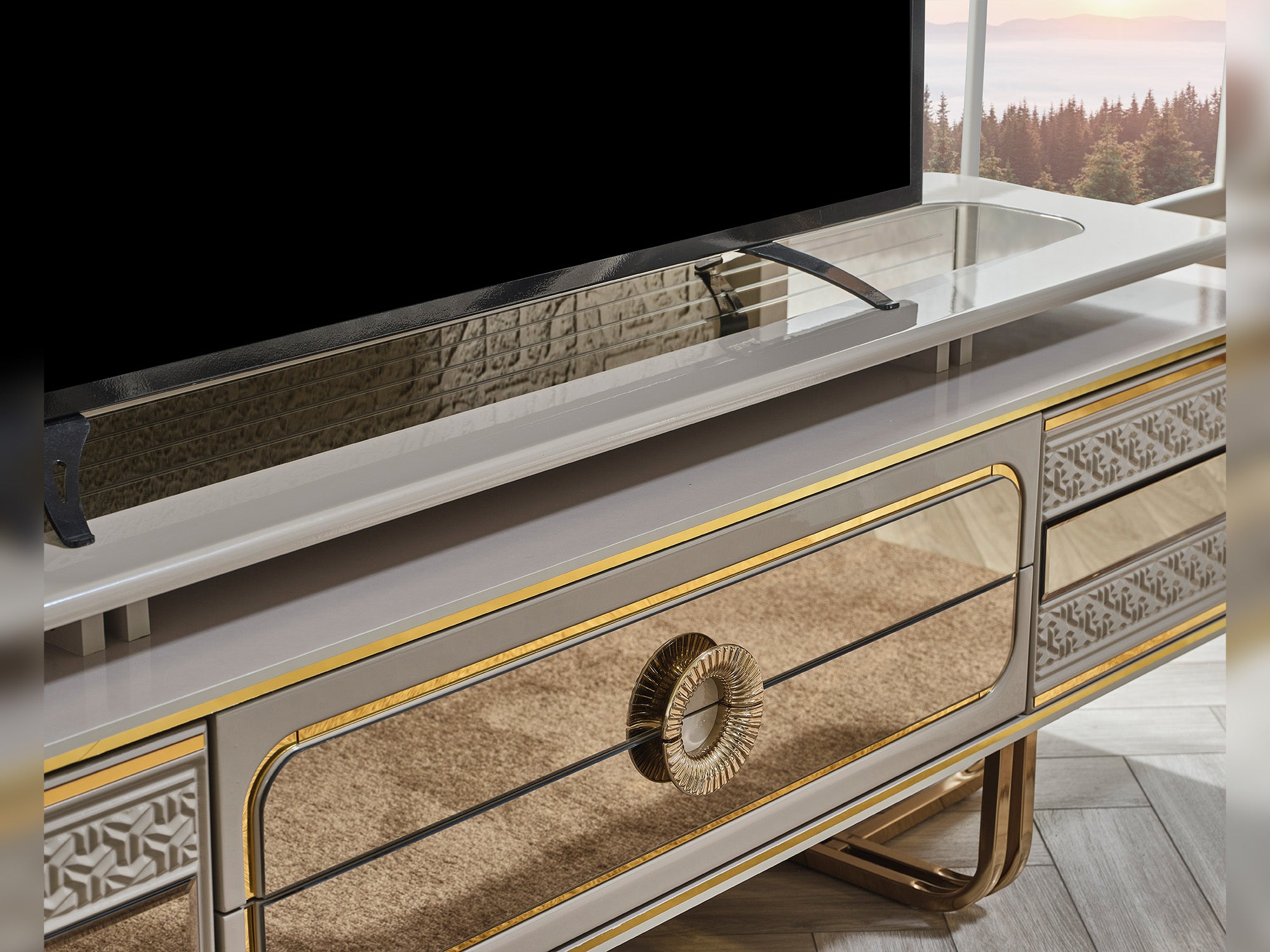 Delux Tv Stand