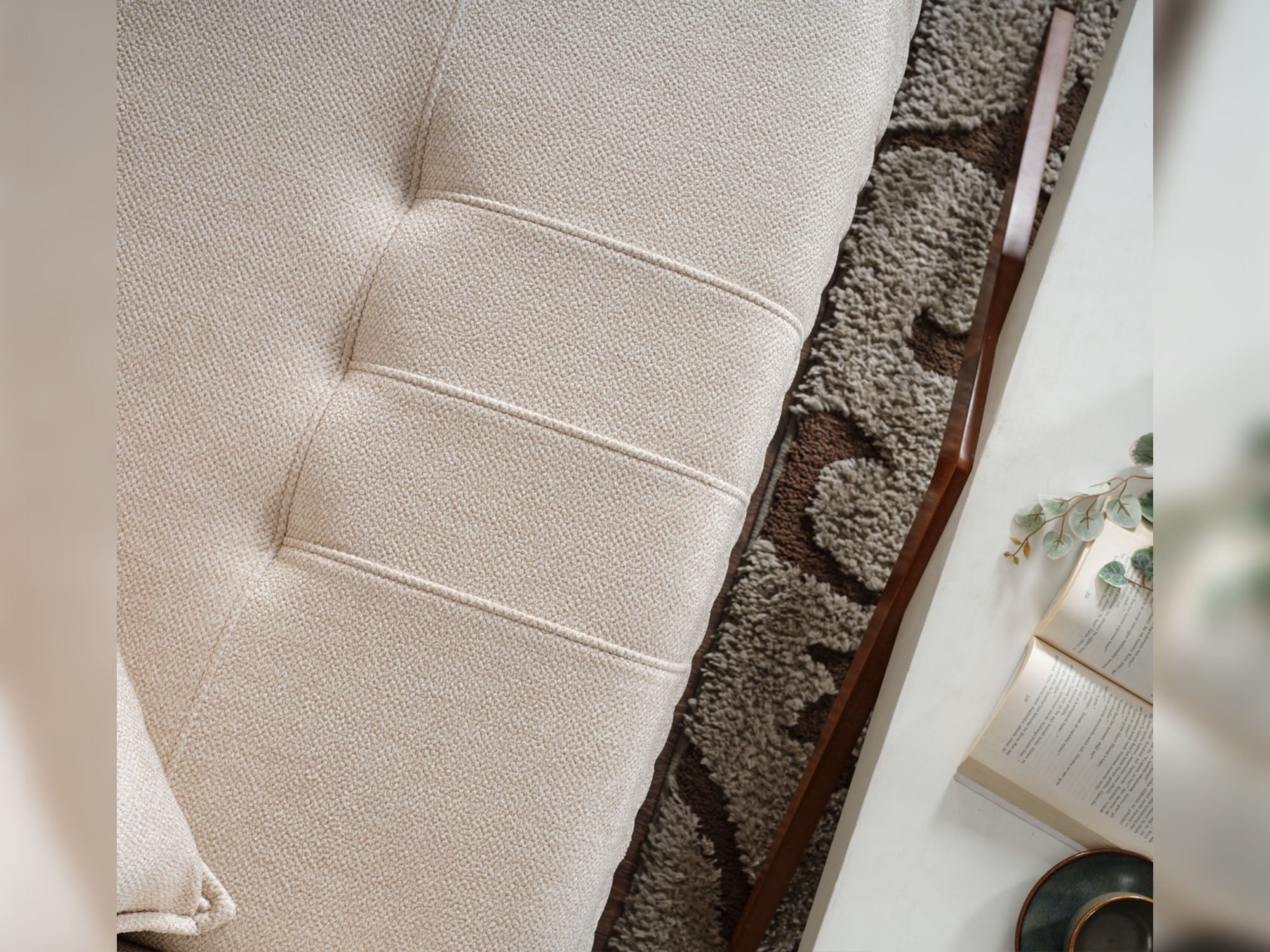 Divano Convertible Sofa