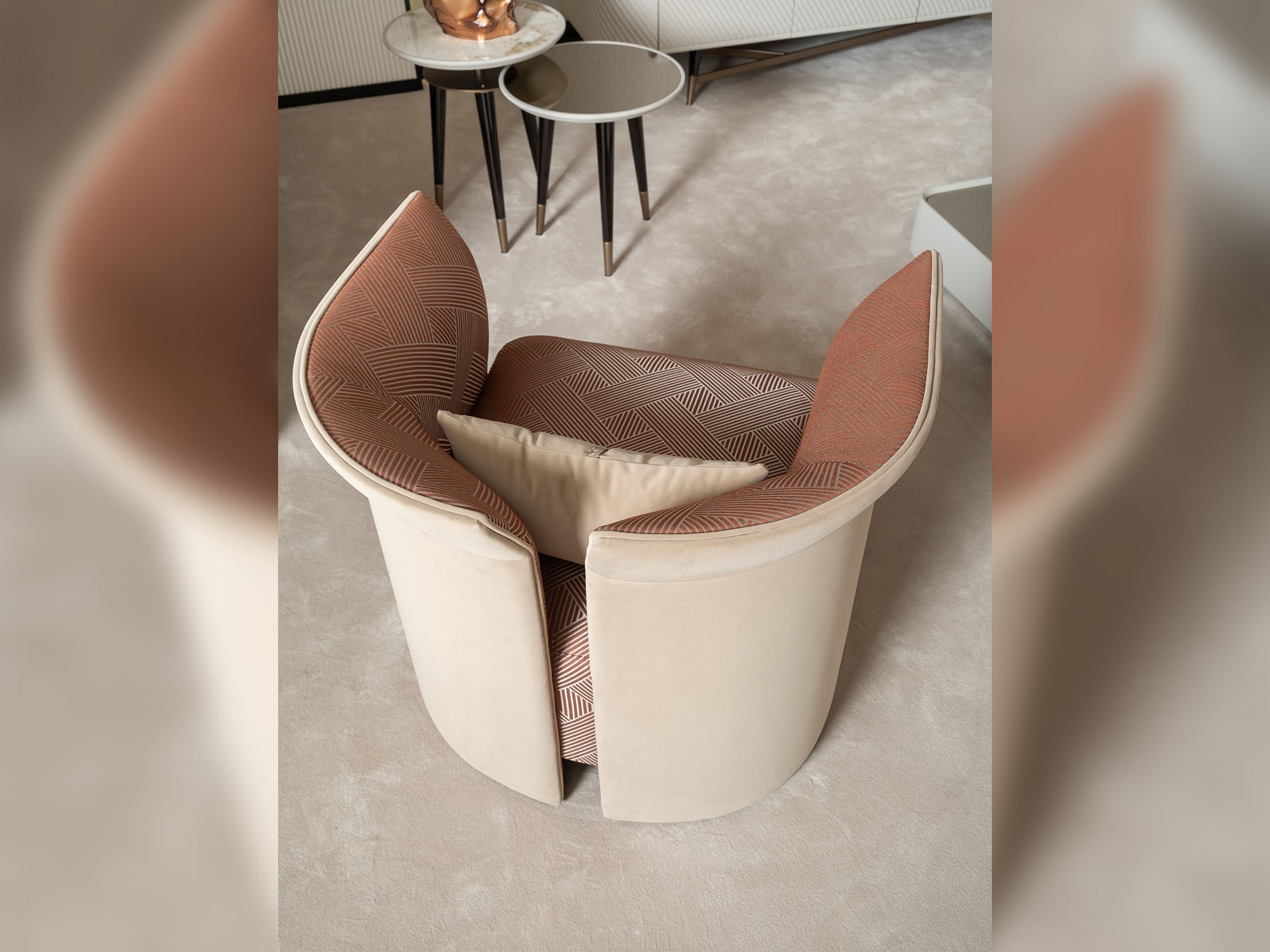 Essenza Chair