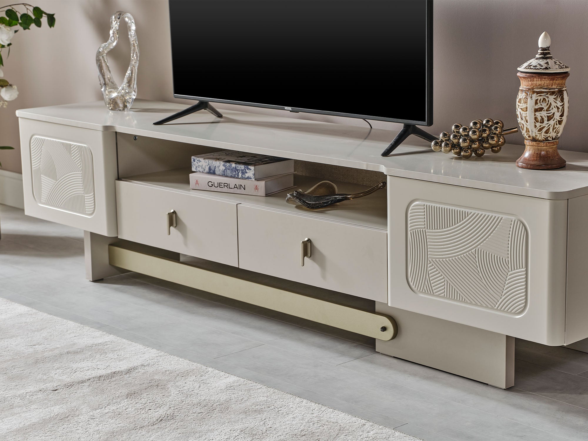 Hisar Tv Stand