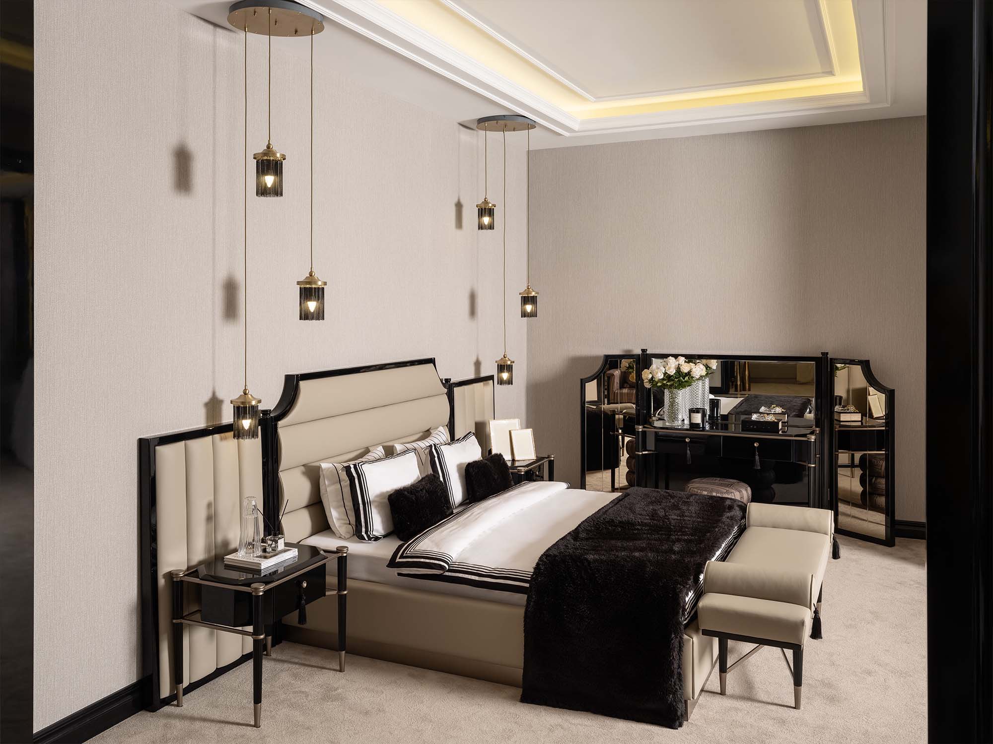 Istanbul Bedroom (Queen Frame With Headboard & Dresser With Mirror & Ottoman & 2 Nightstand & Bench)