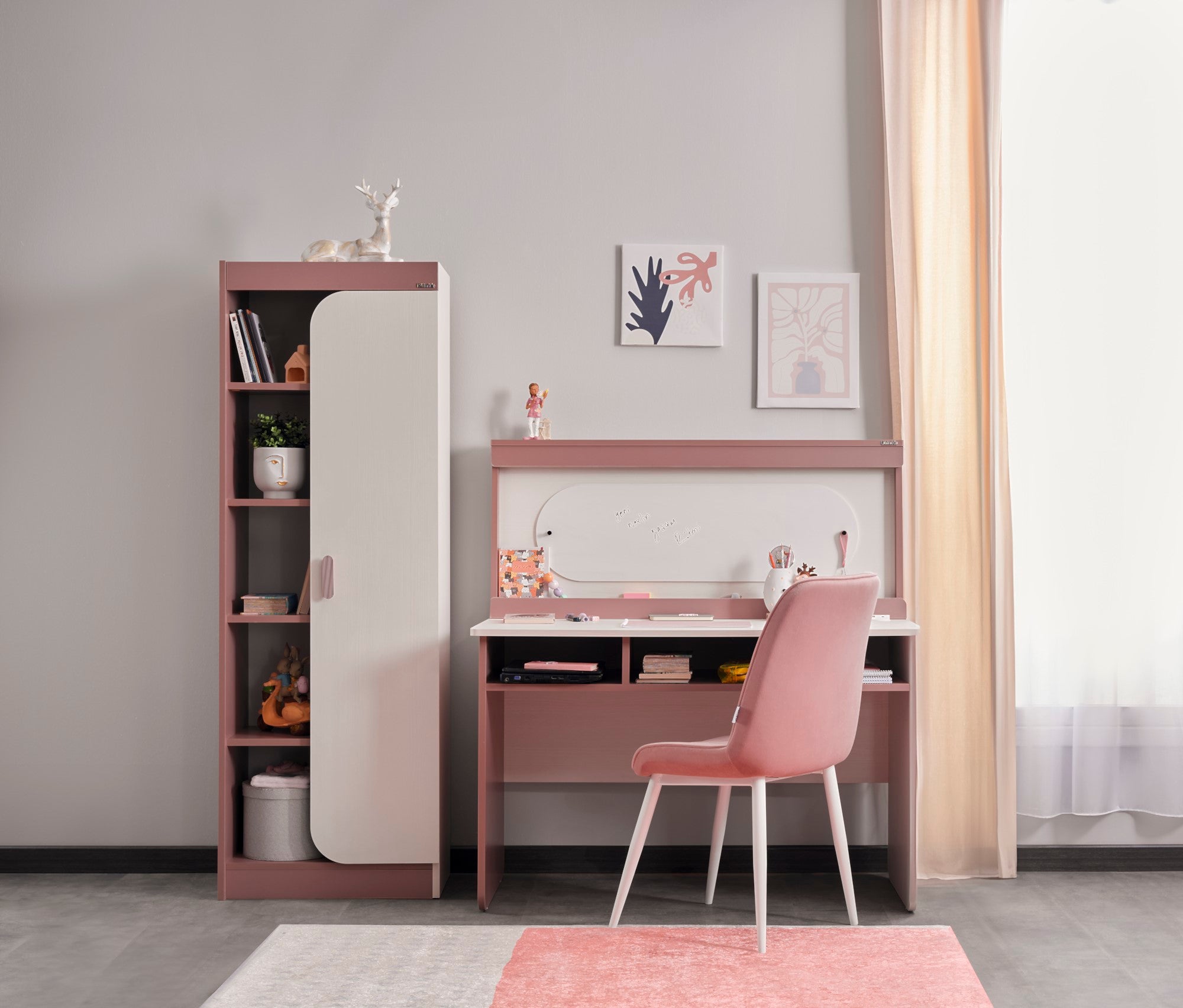 Linda Bookcase
