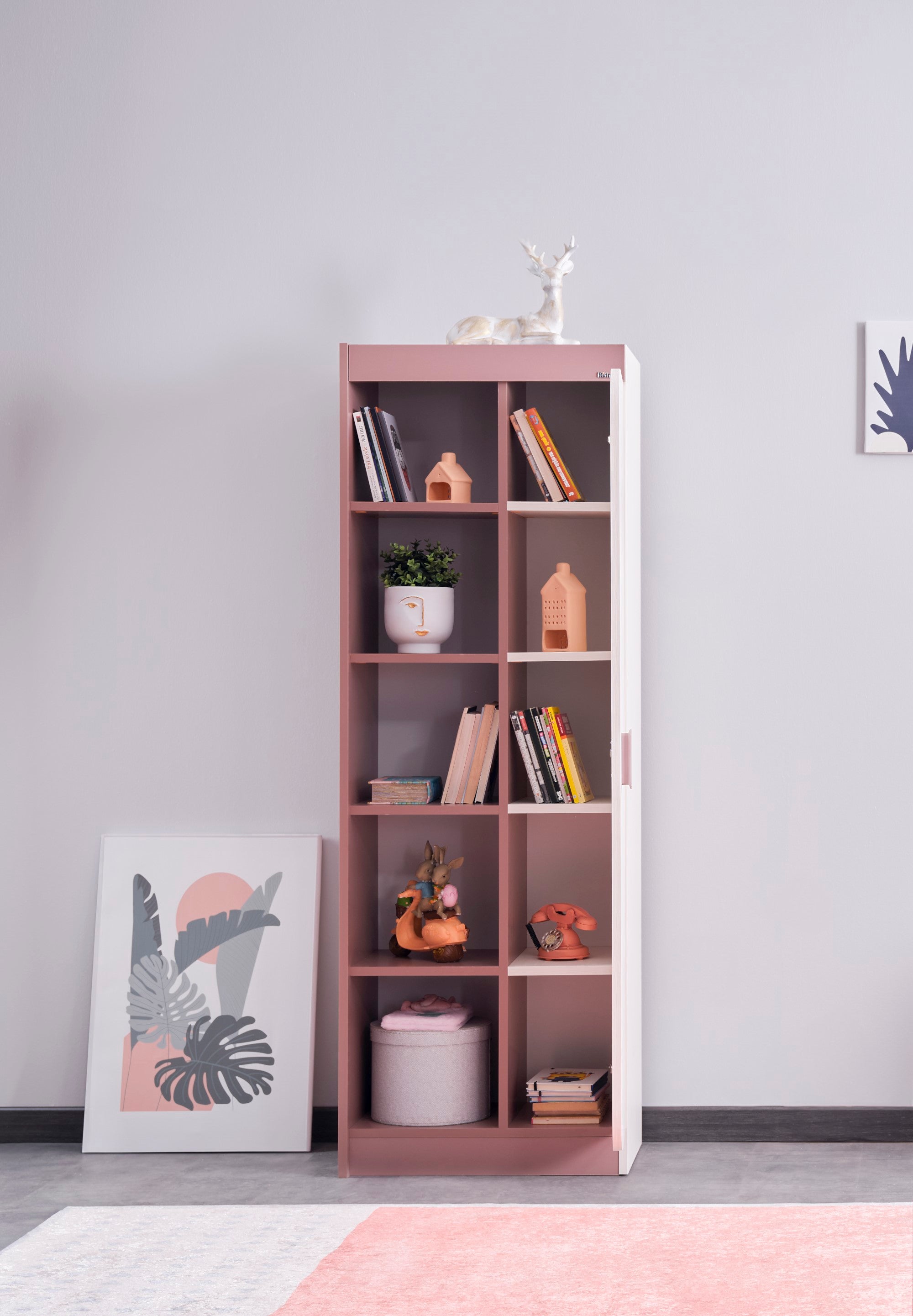 Linda Bookcase