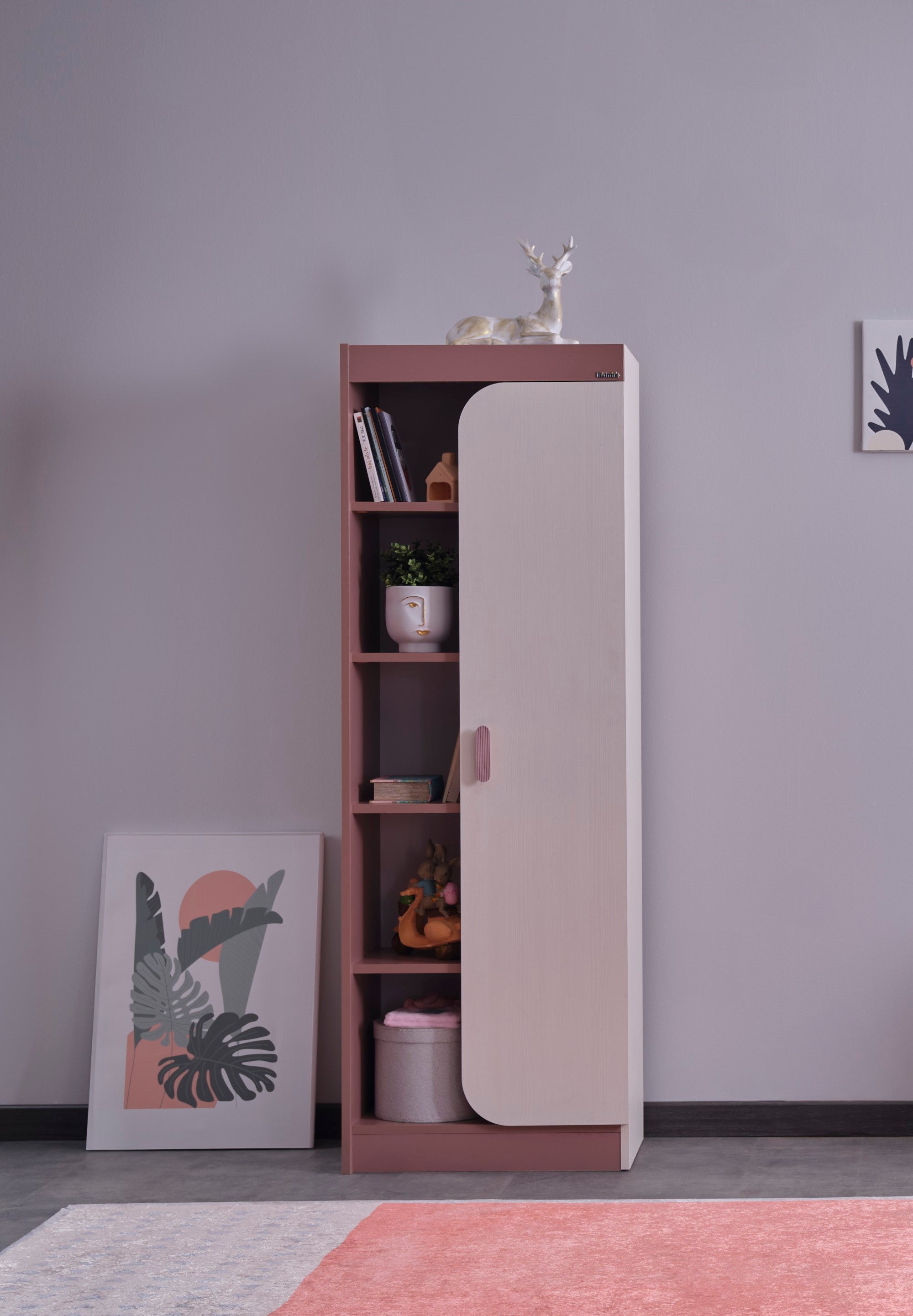 Linda Bookcase