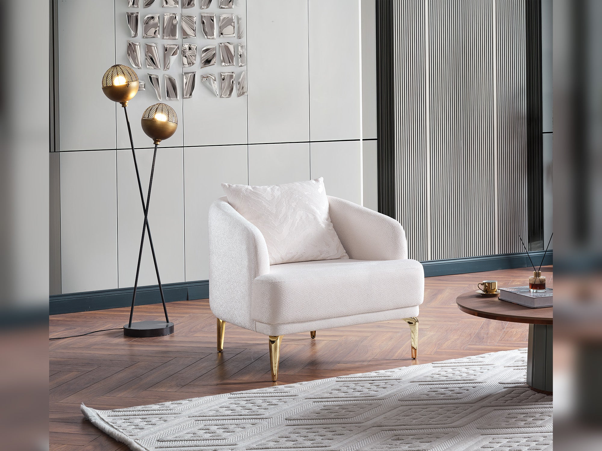 Laura Chair