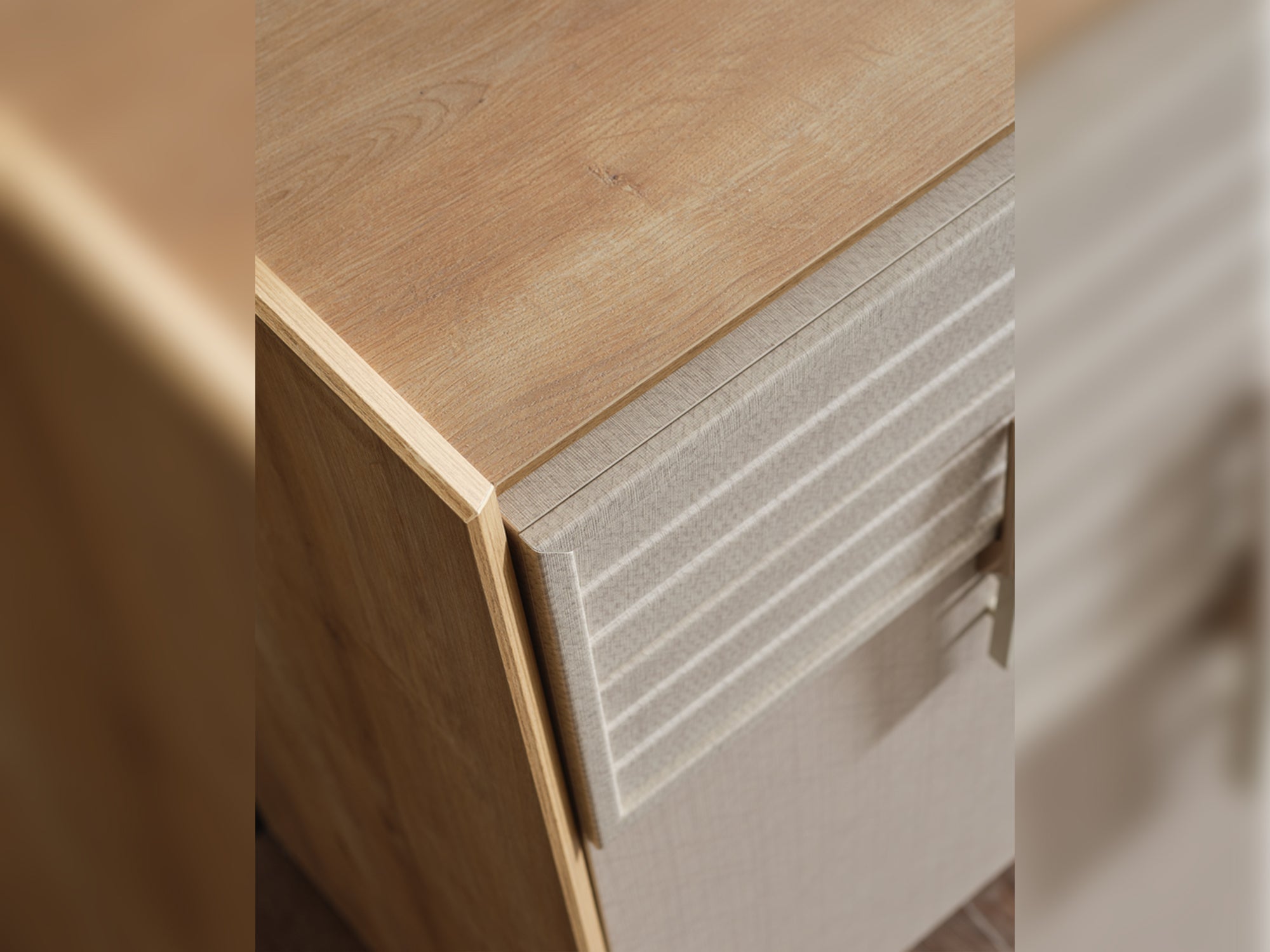 Lugano Diningroom (Consol With Mirror & Dining Table & 6 Dining Chair)