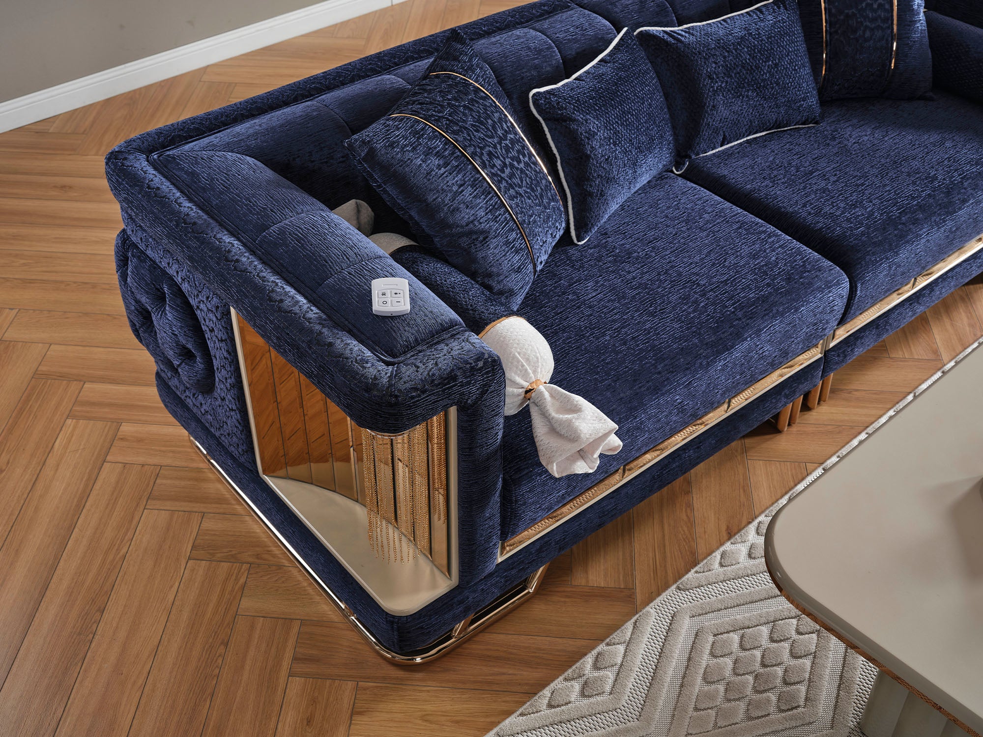 Lumina Stationay Sofa