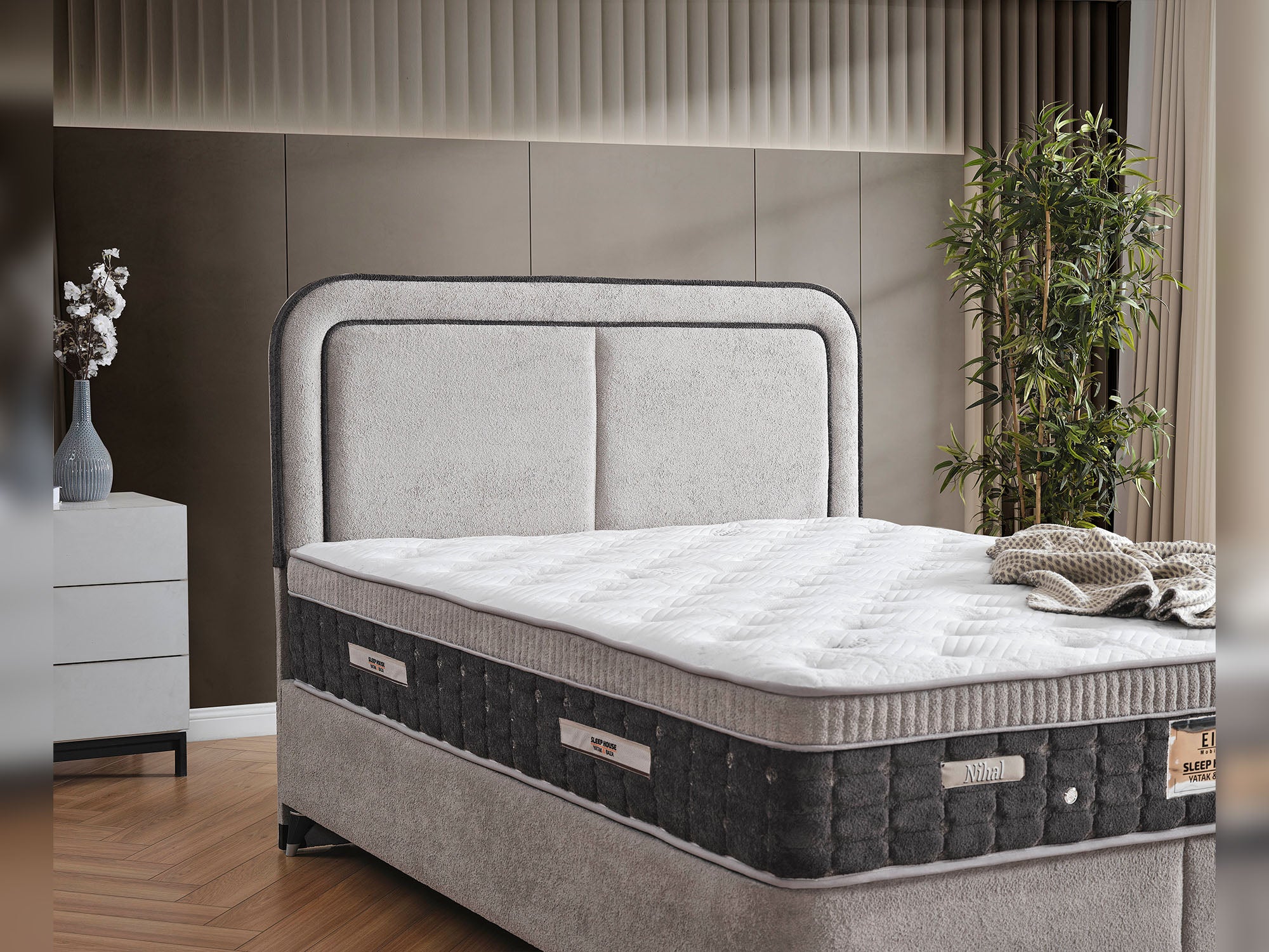 Nihal Storage Bed With Headboard