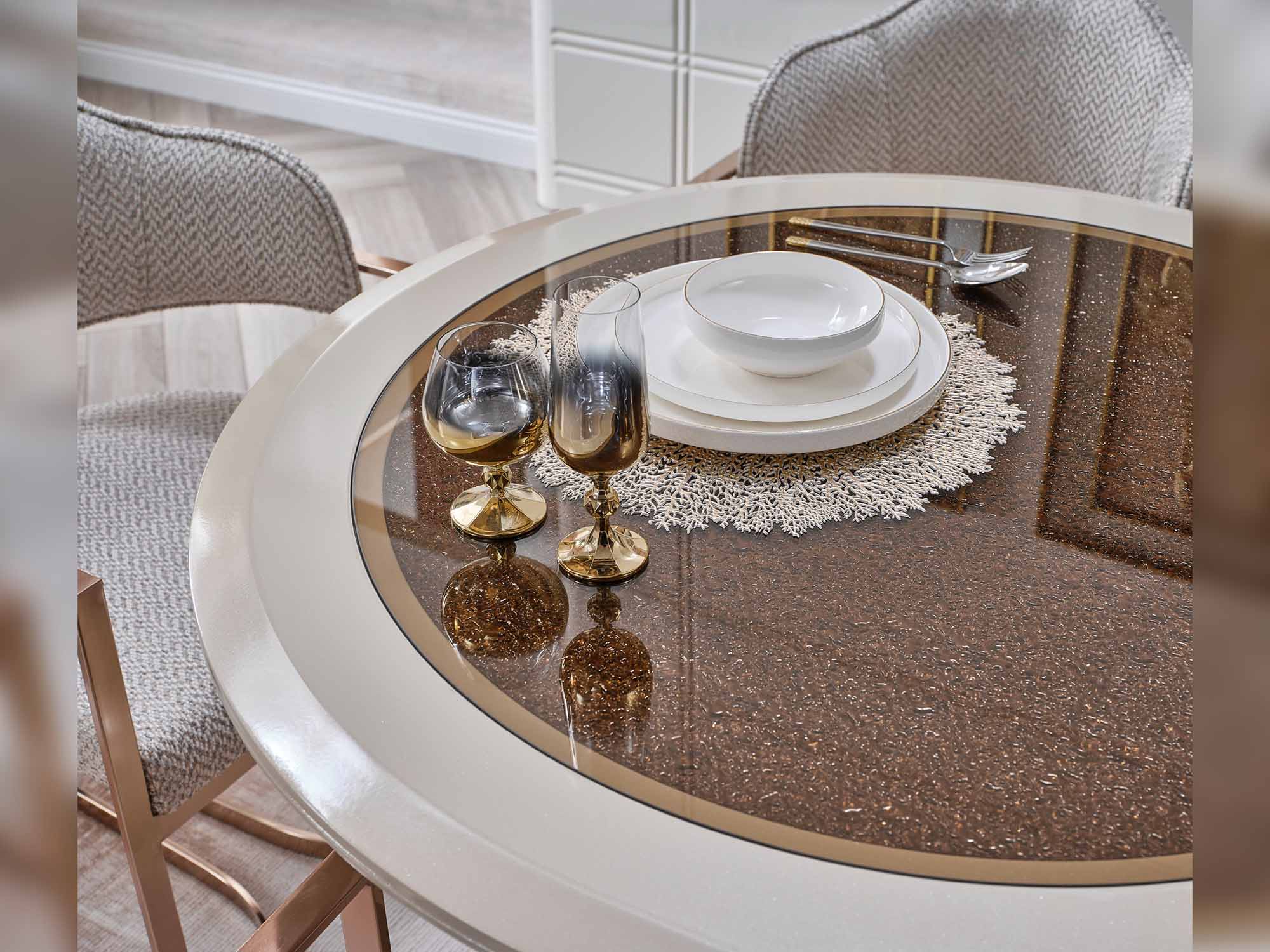 Palermo San Dining Table