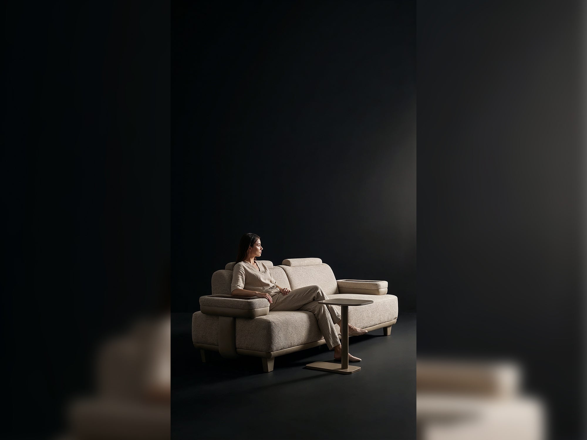 Prag Max Convertible Sofa