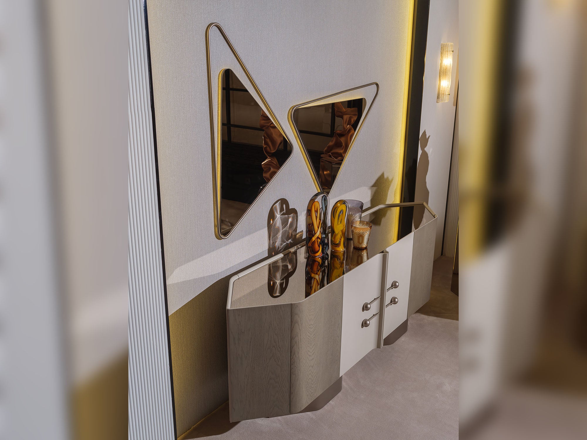 Ricamo Diningroom (Consol With Mirror & Dining Table & 6 Dining Chair)