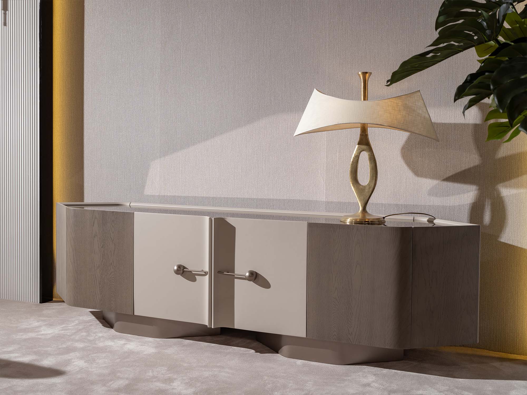 Ricamo Tv Stand