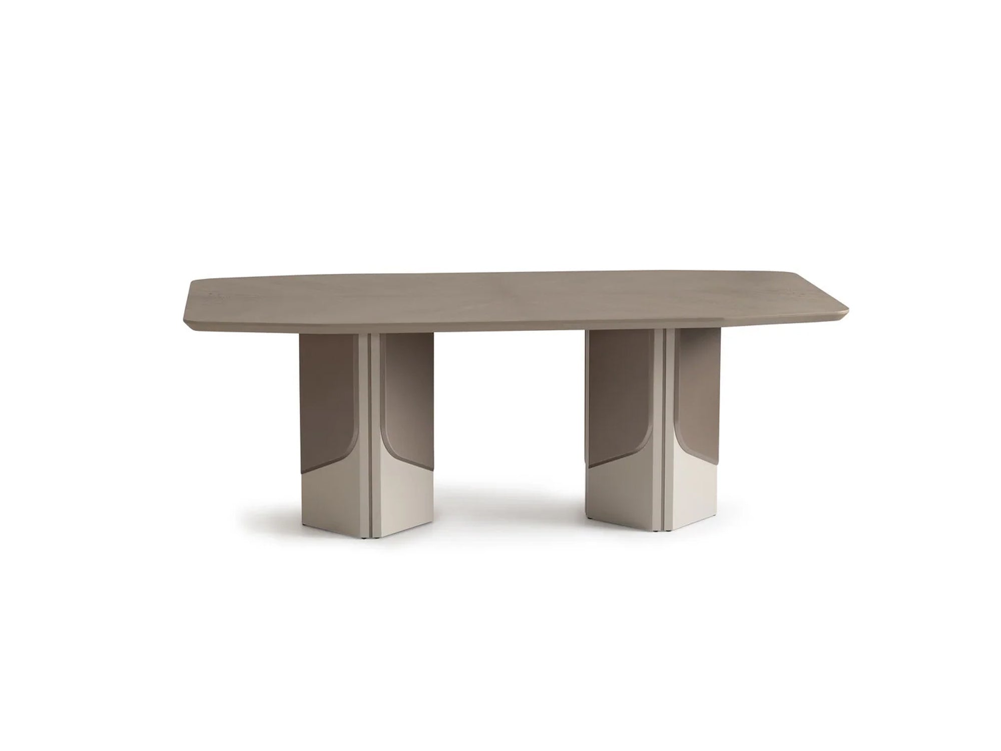 Ricamo Dining Table