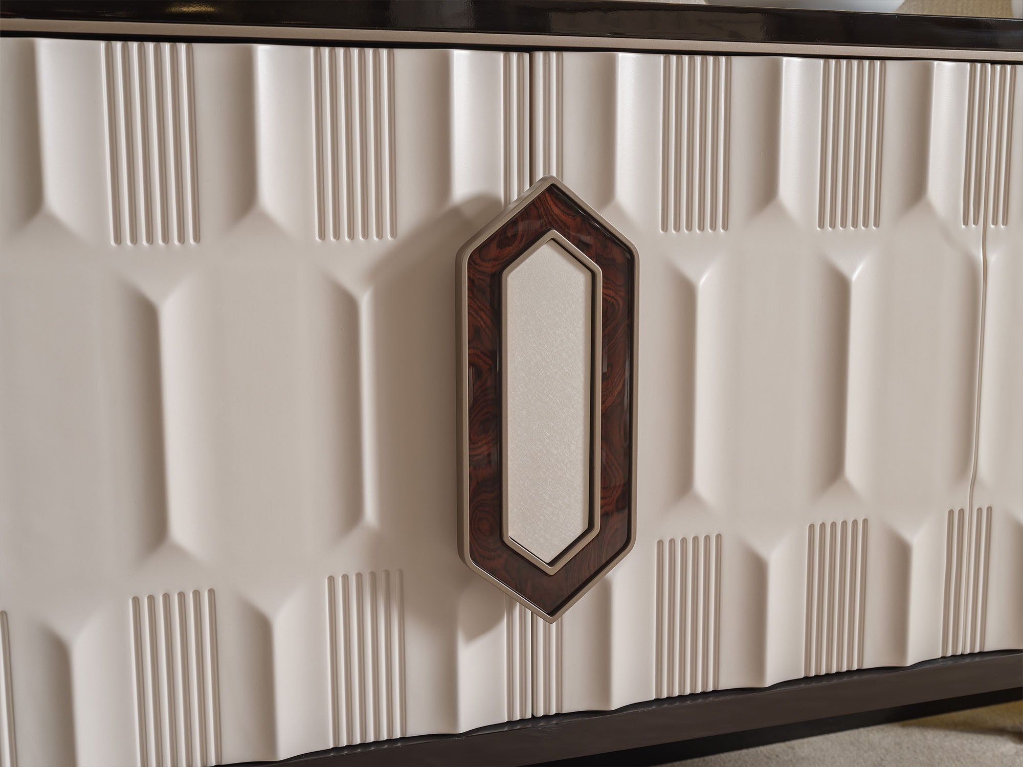 Senato Consol With Mirror