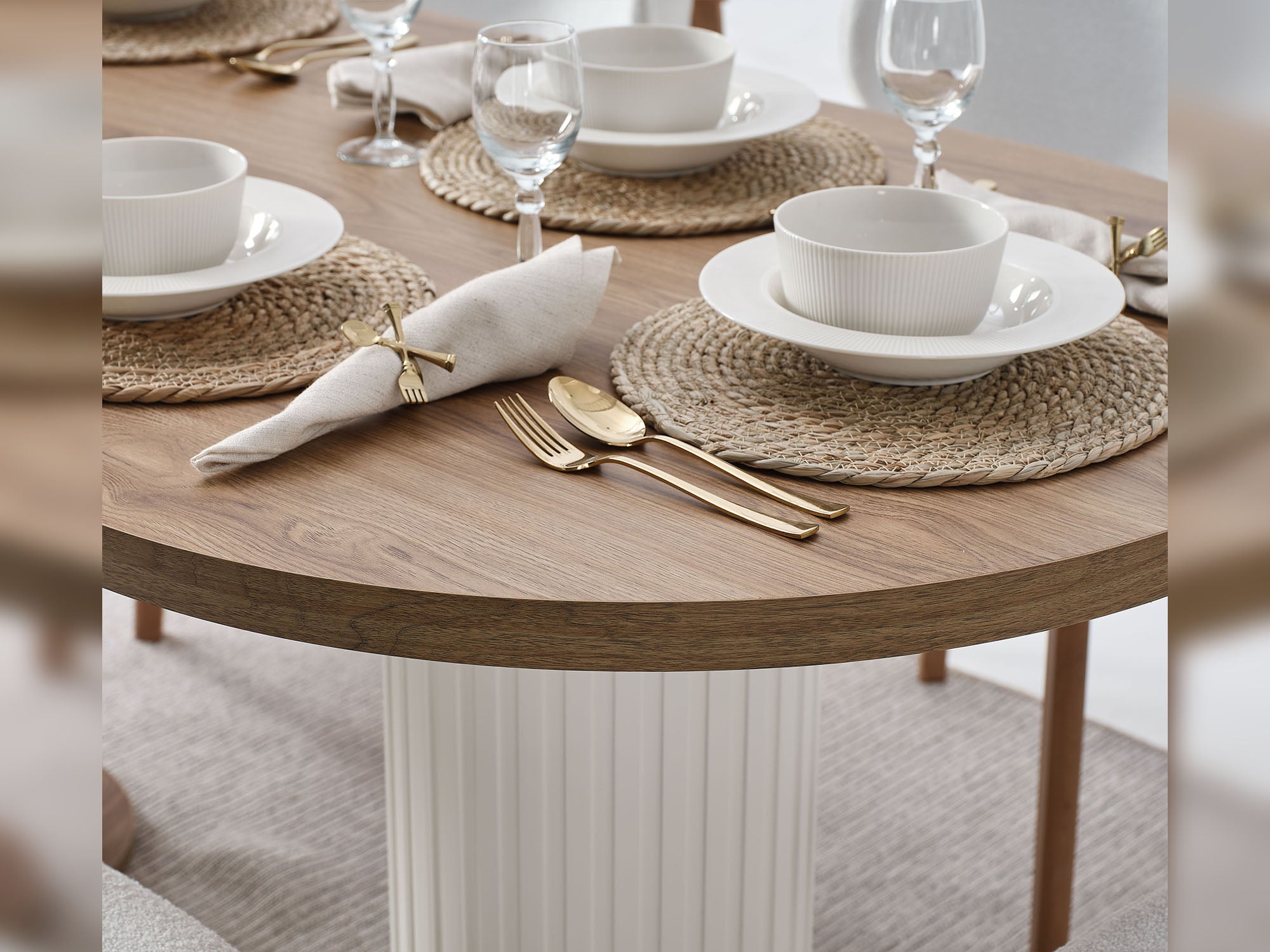 Sofya Diningroom (Consol With Mirror & Dining Table & 6 Dining Chair)