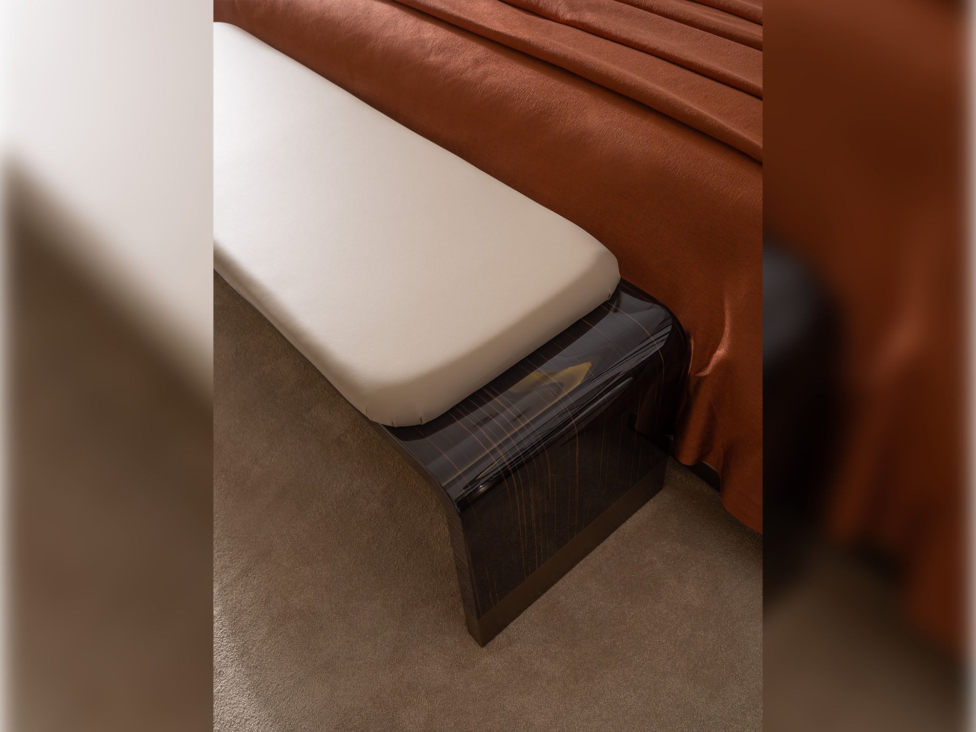 Zenith Bench