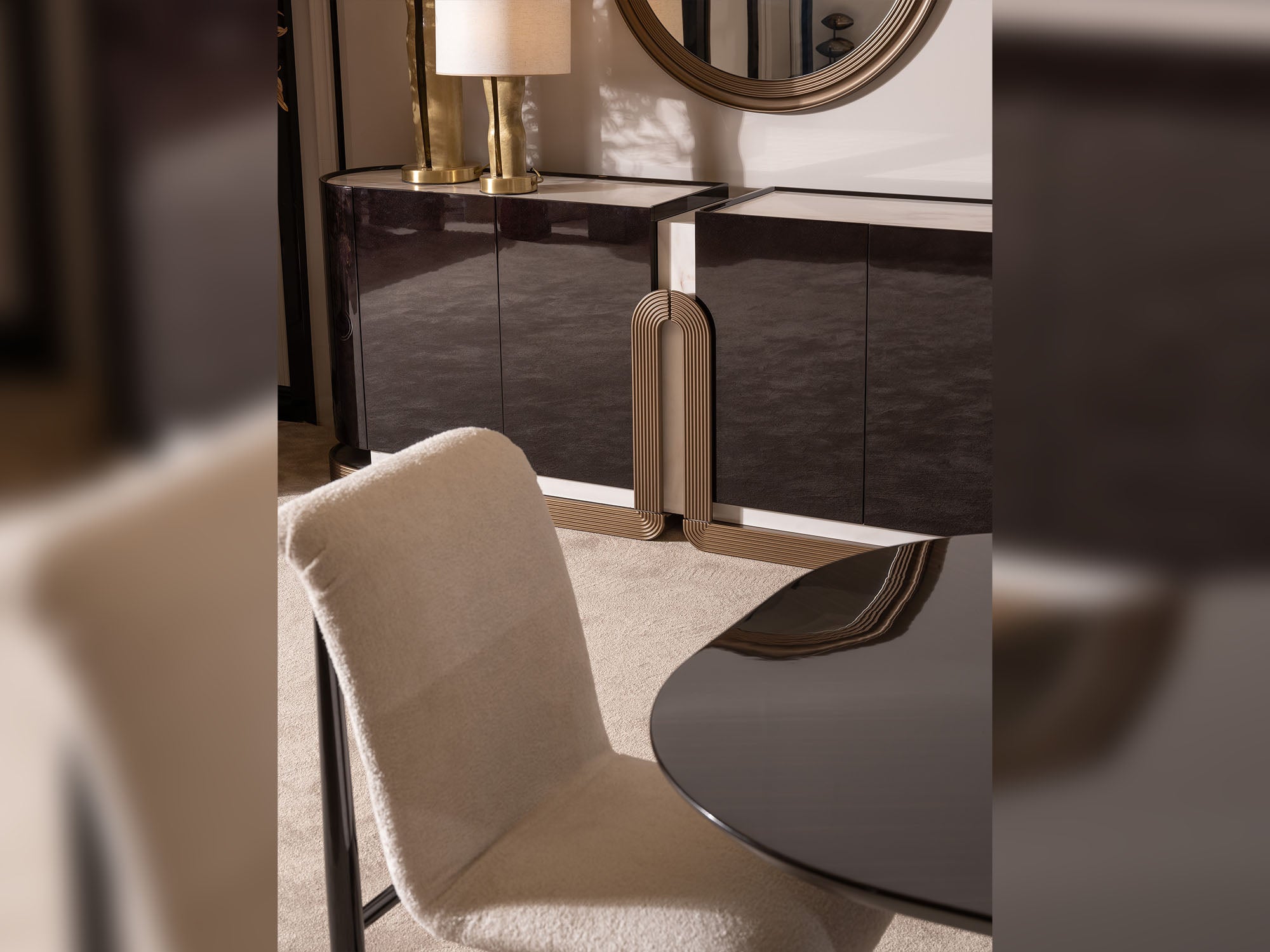 Zenith Diningroom (Consol With Mirror & Dining Table & 6 Dining Chair)