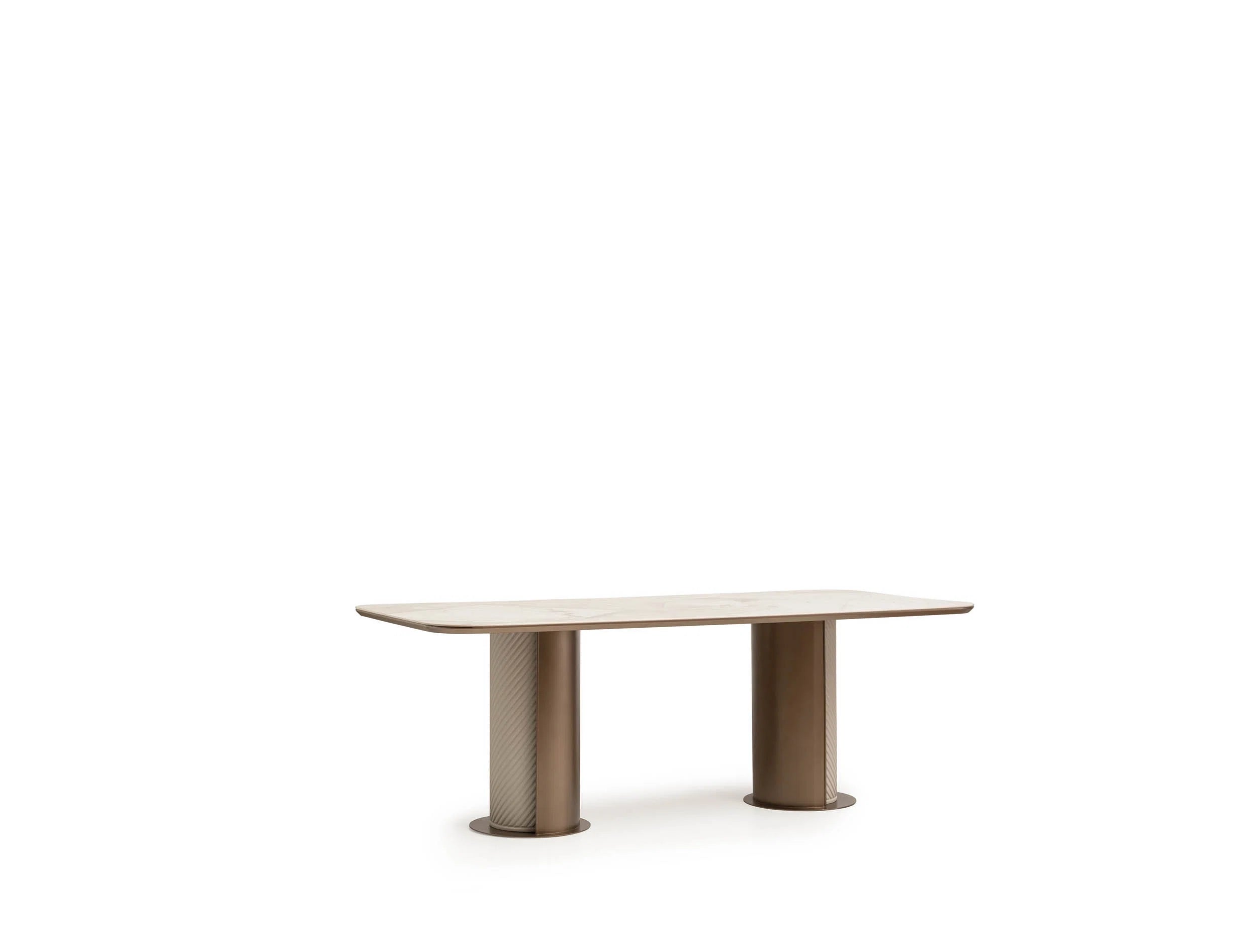 Essenza Dining Table
